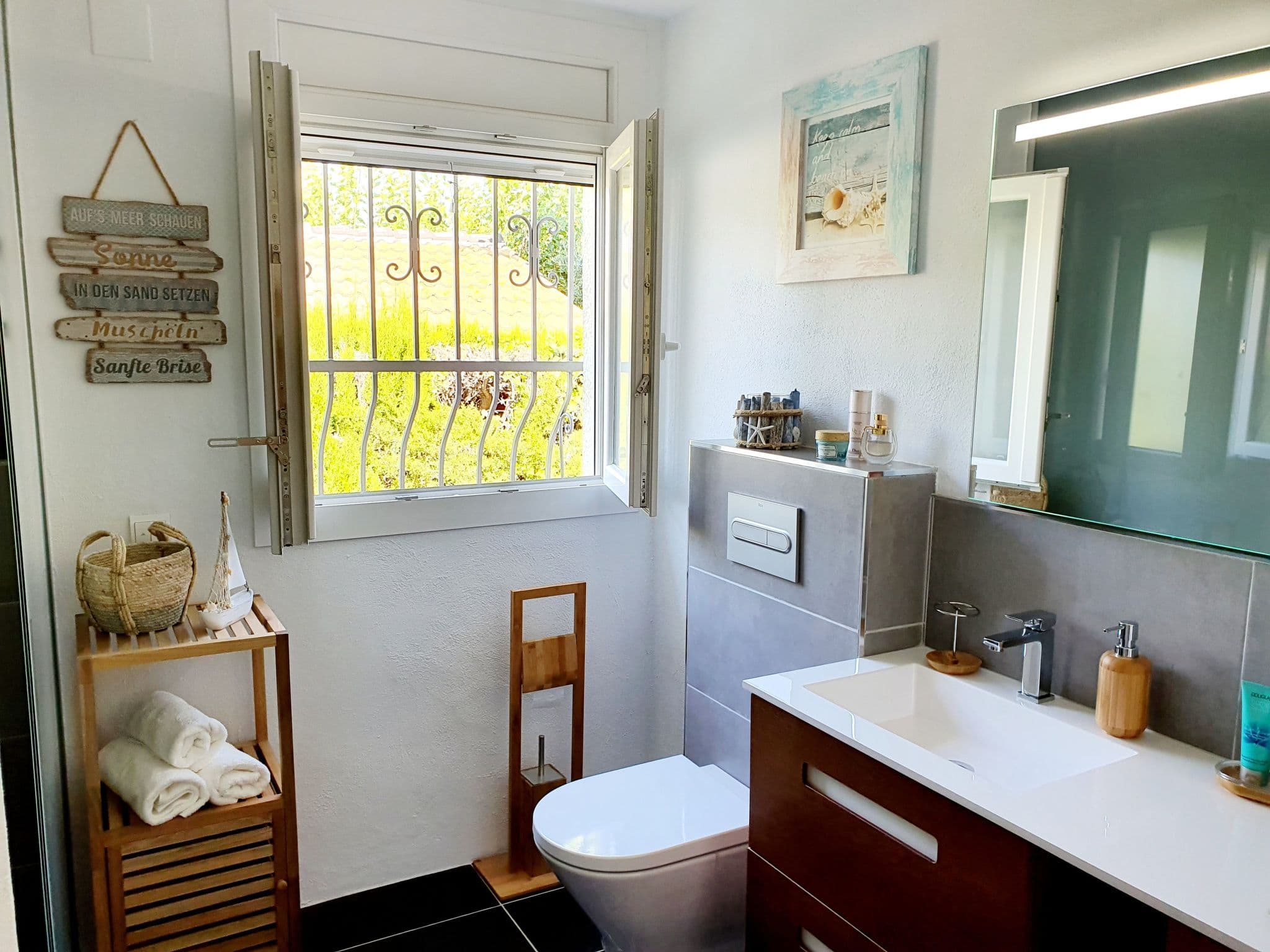 Bathroom / Wellness