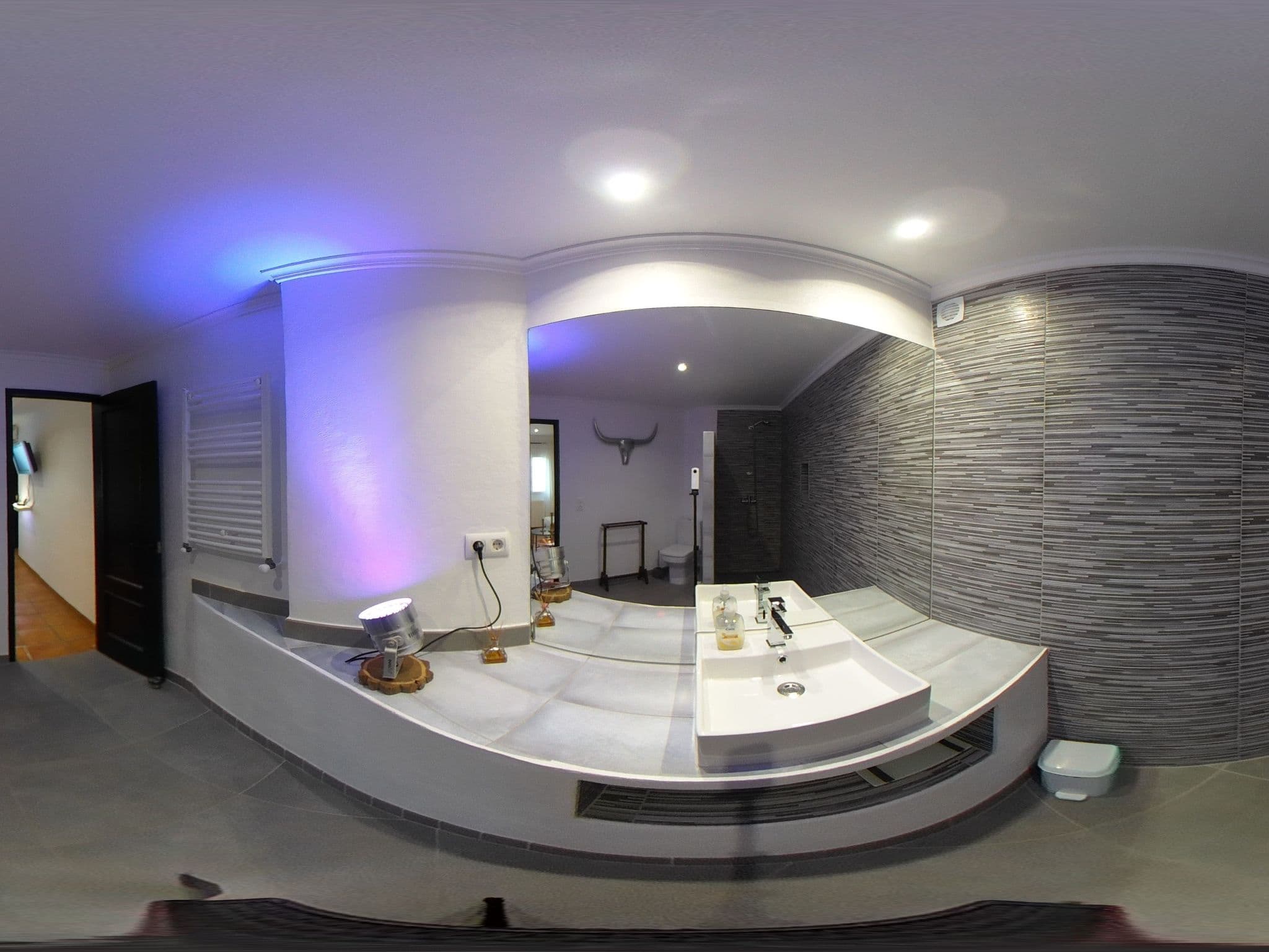 Gallery Image 66
