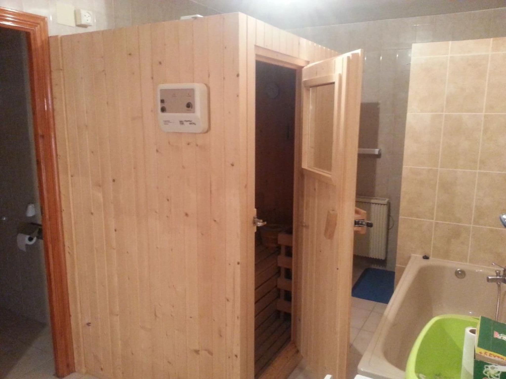 Gallery Image 58