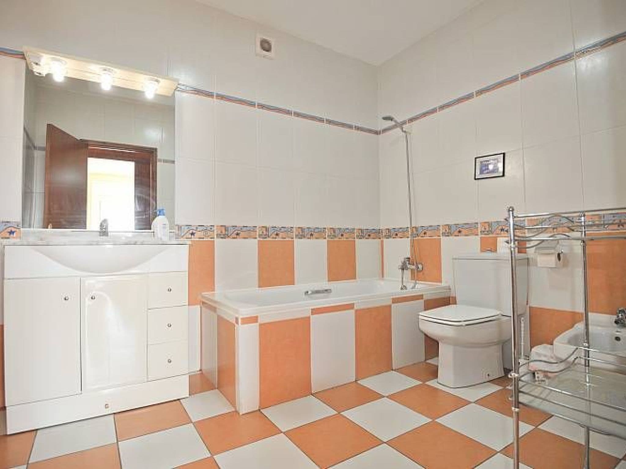Gallery Image 22