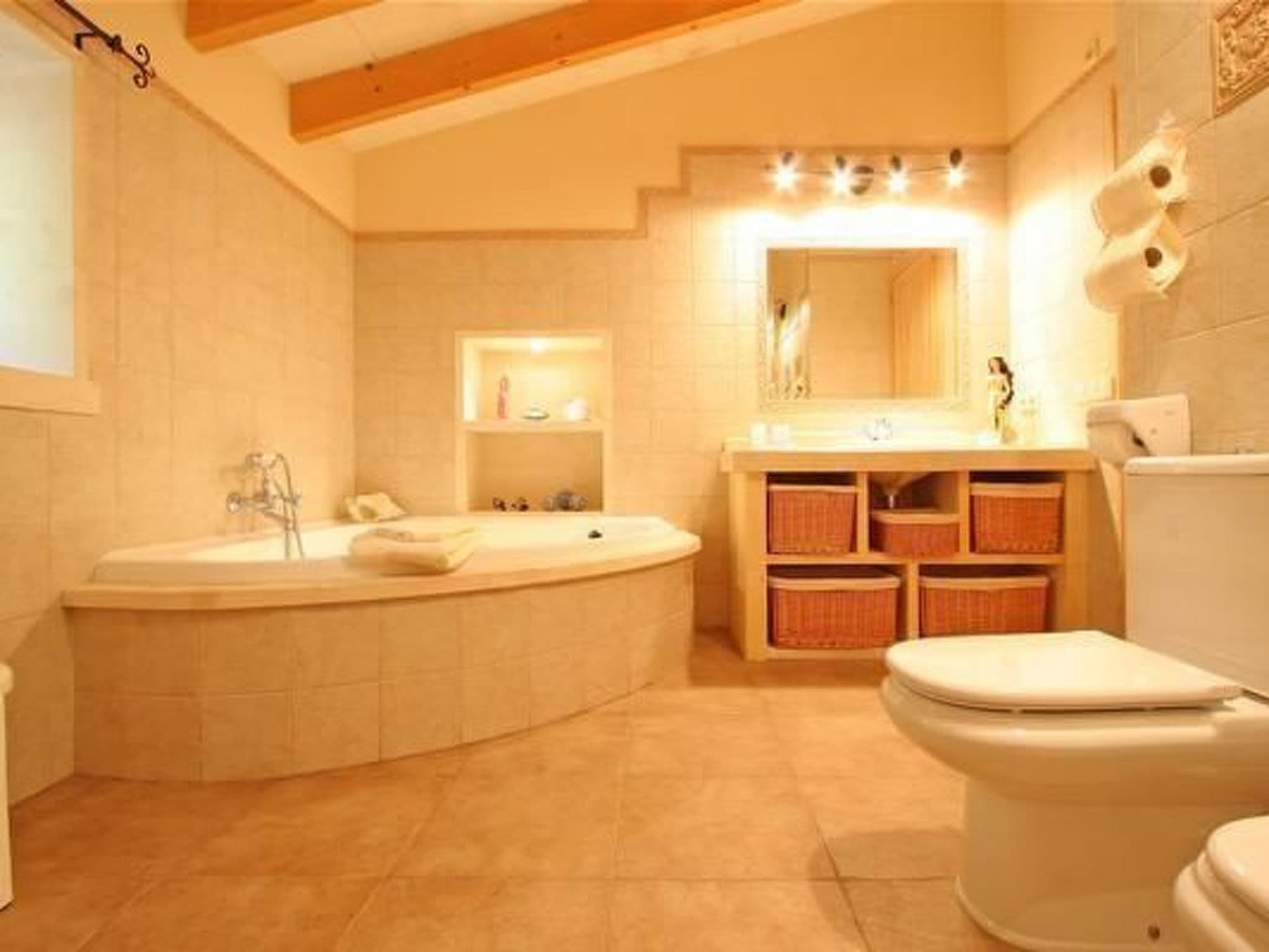 Gallery Image 9