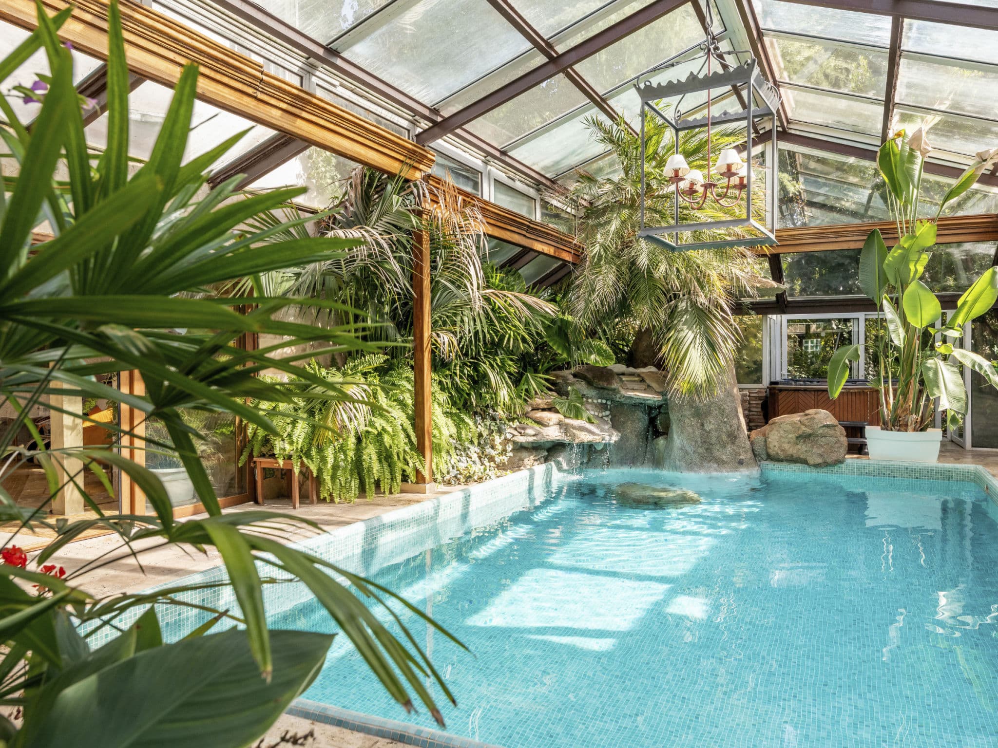 Pool Indoor