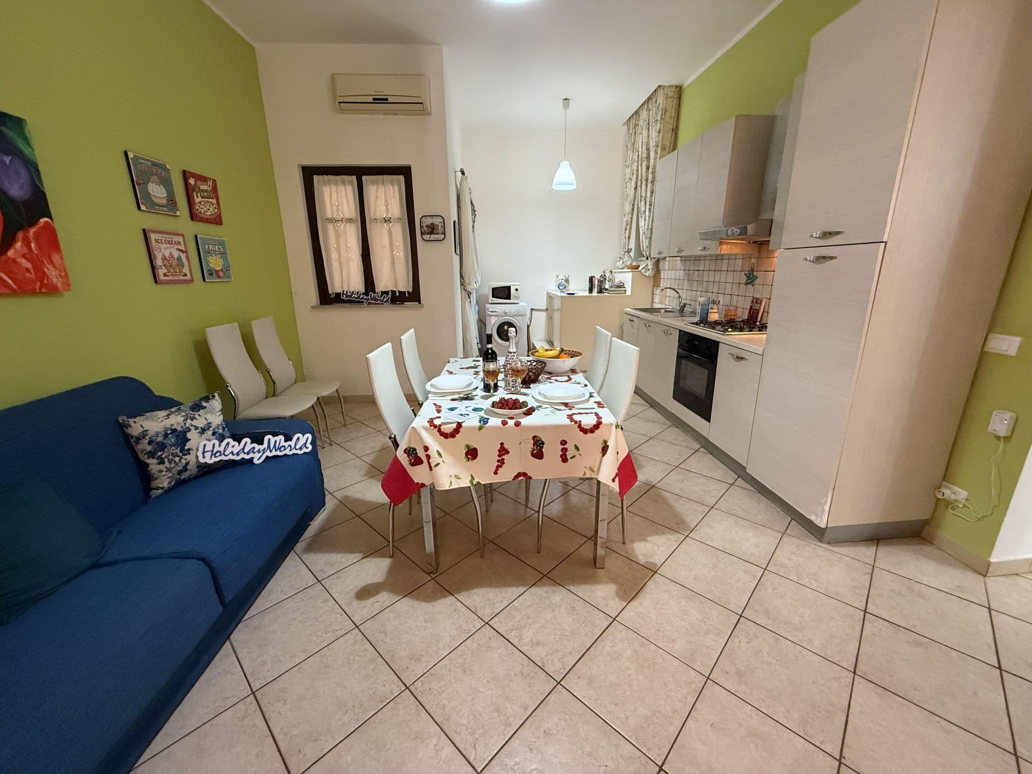 Kitchen / Dining Room