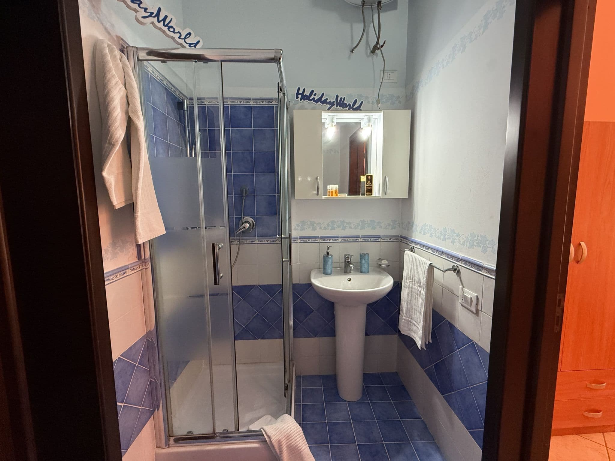 Gallery Image 14