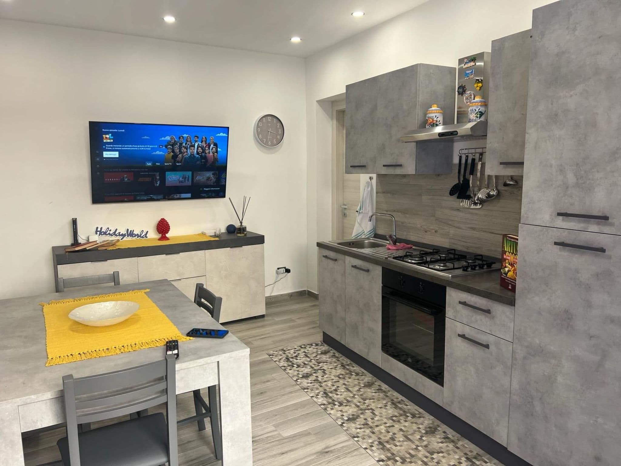Kitchen / Dining Room
