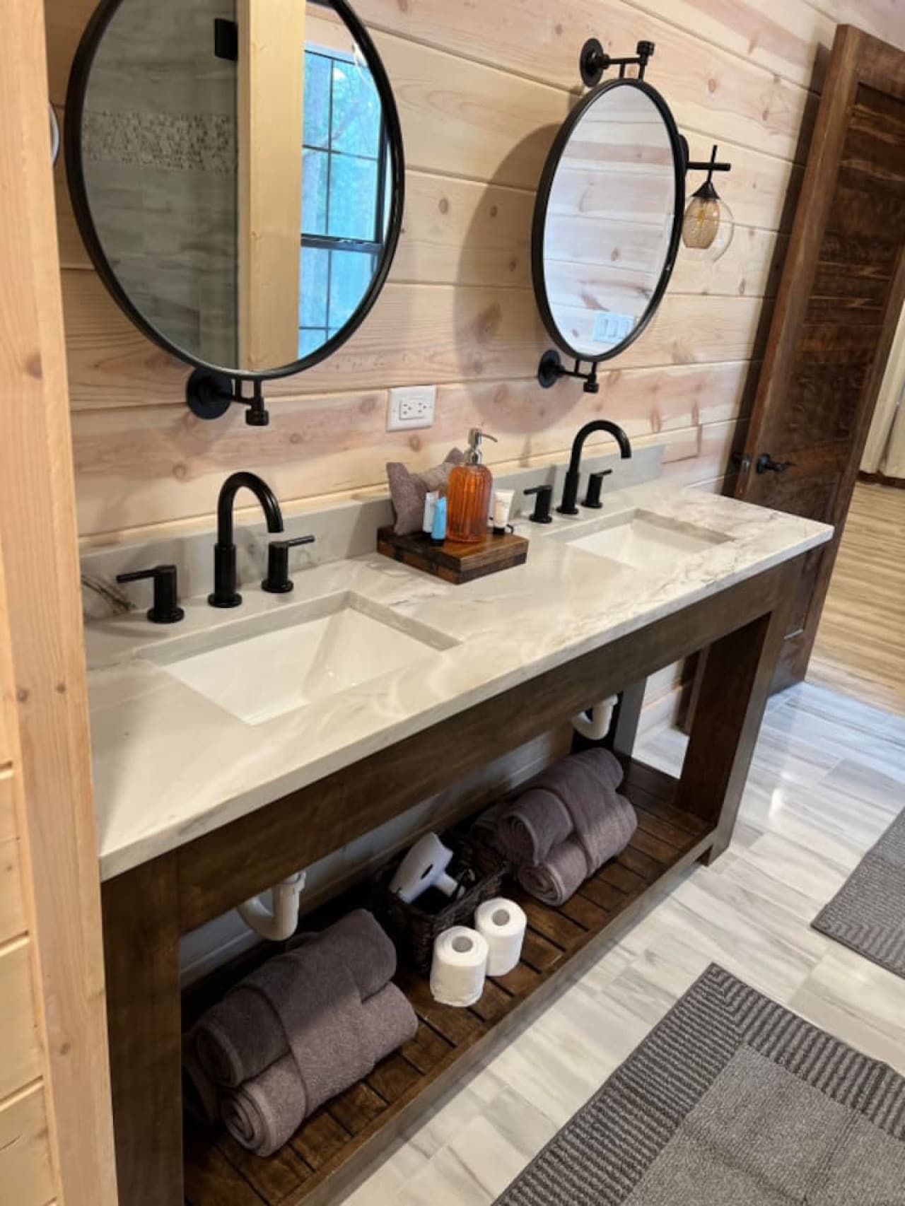 Bunk Room Bath