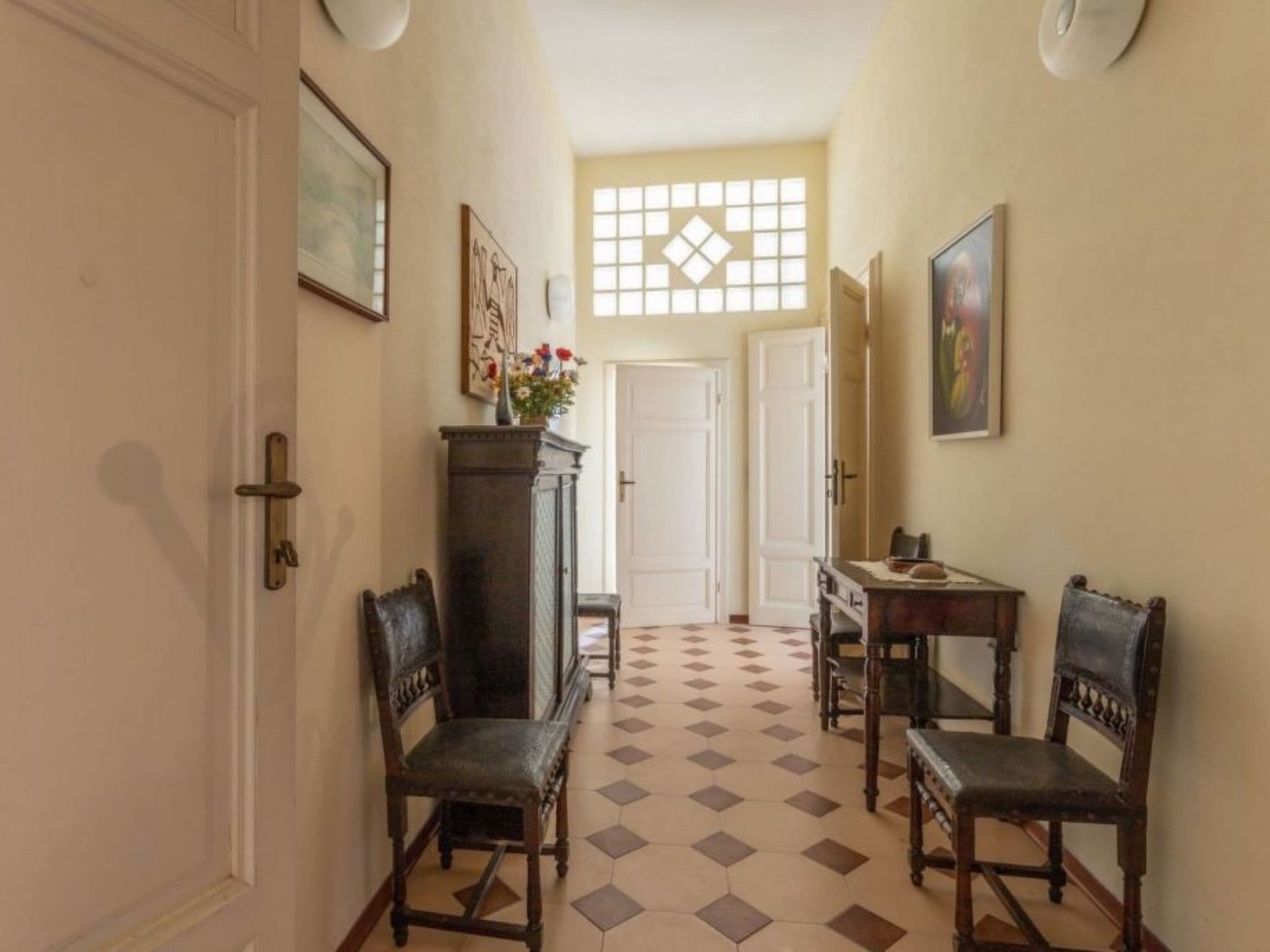 Gallery Image 11