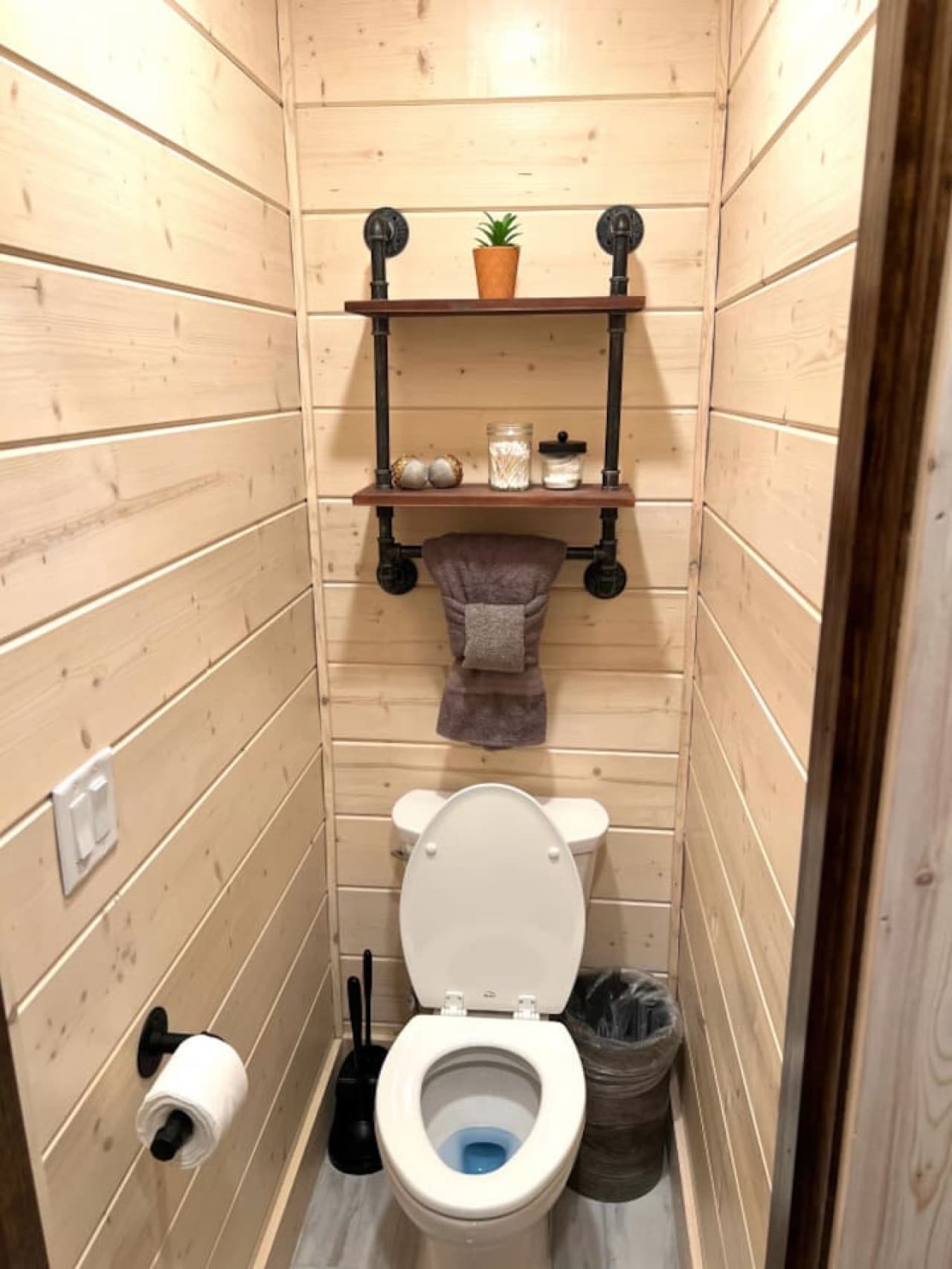Bunk Room Bath