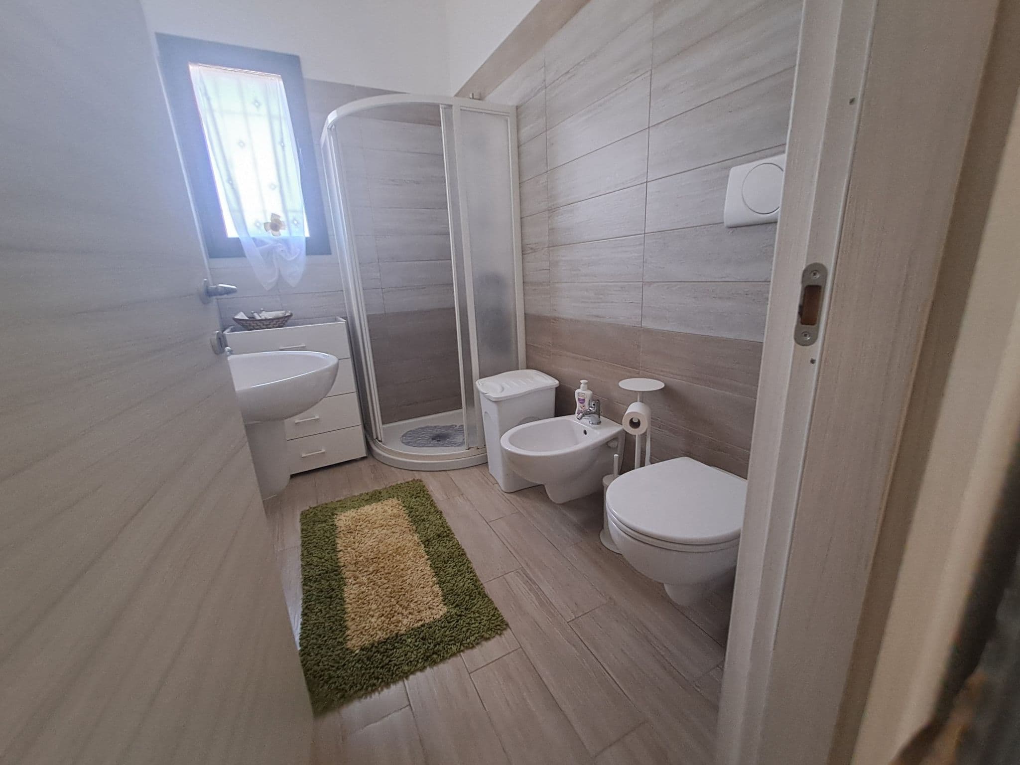 Gallery Image 37
