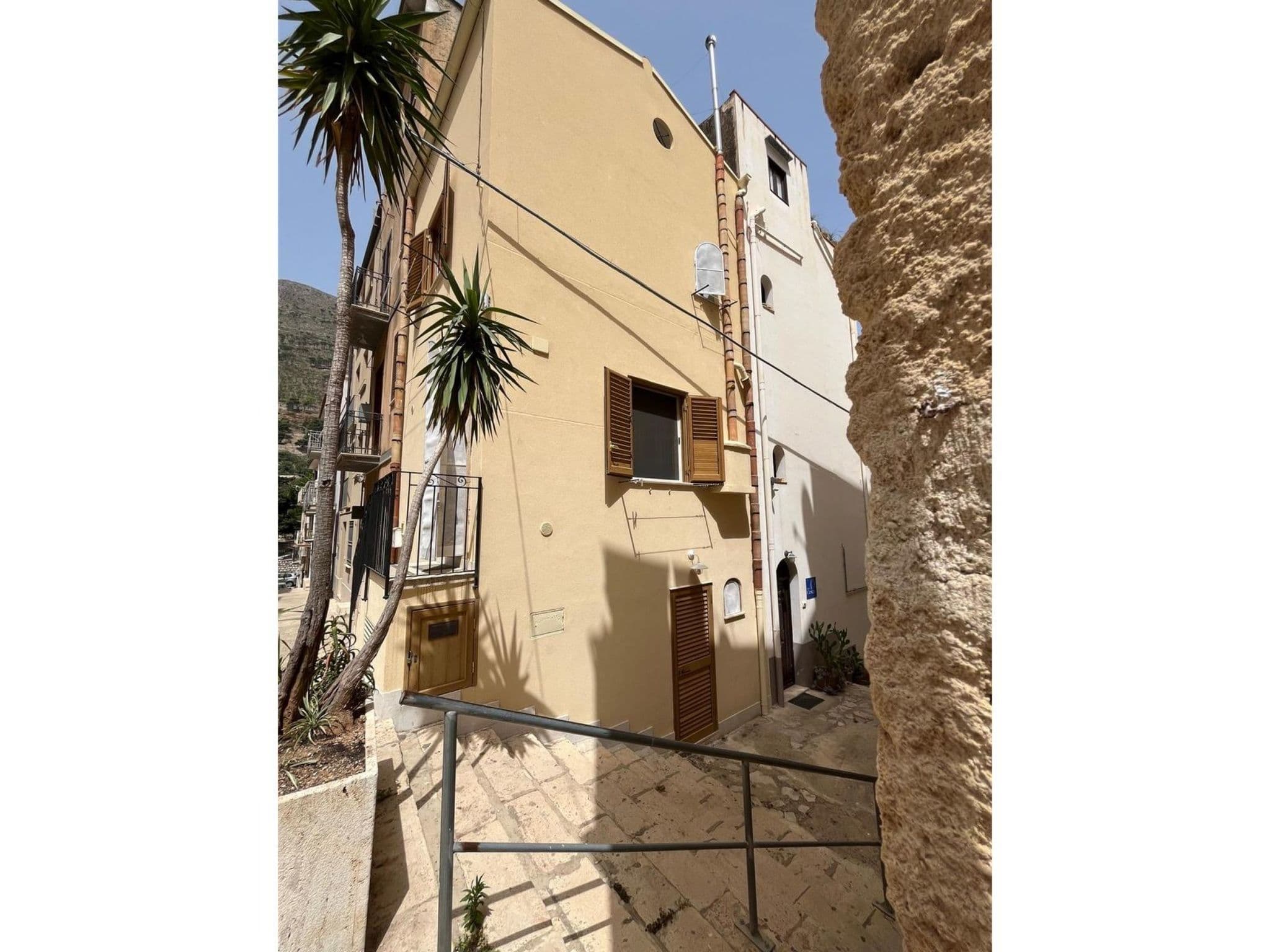 Gallery Image 11