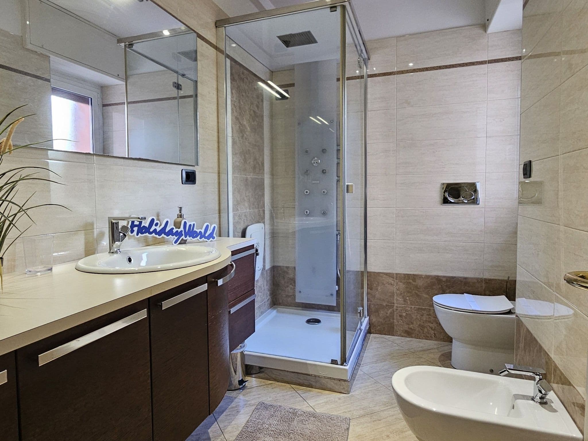 Bathroom / Wellness