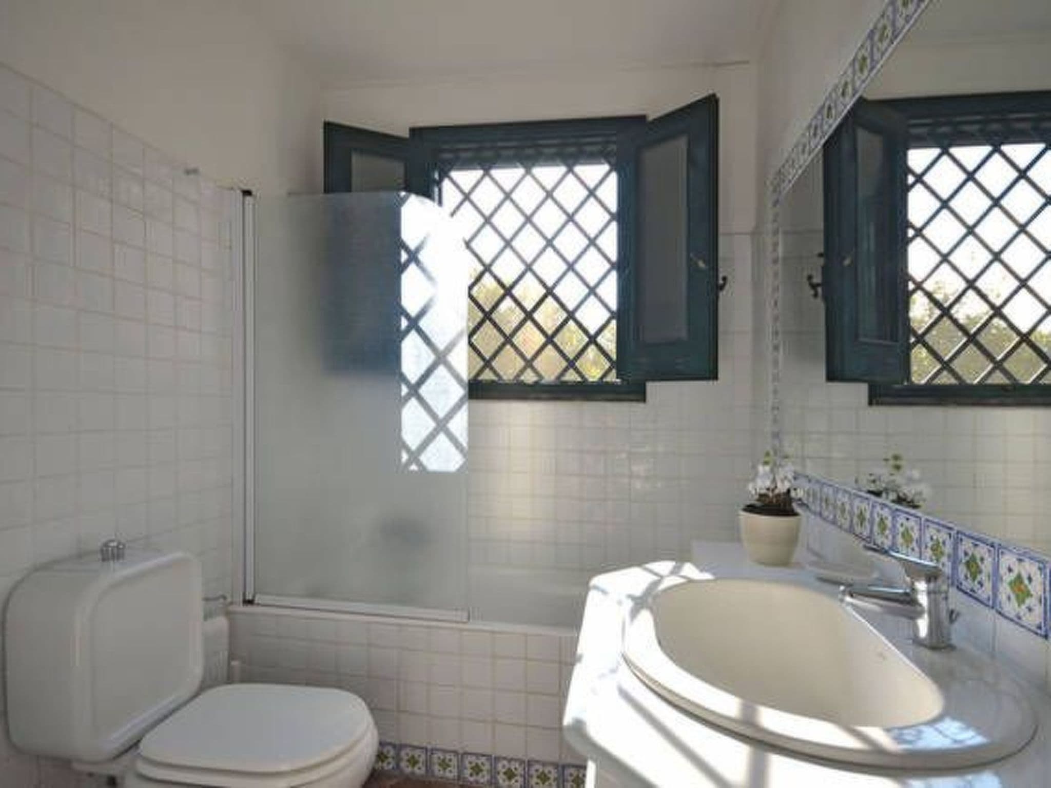 Gallery Image 12