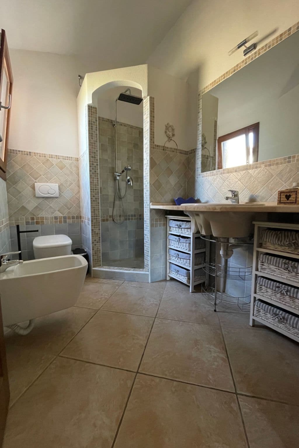 Gallery Image 16