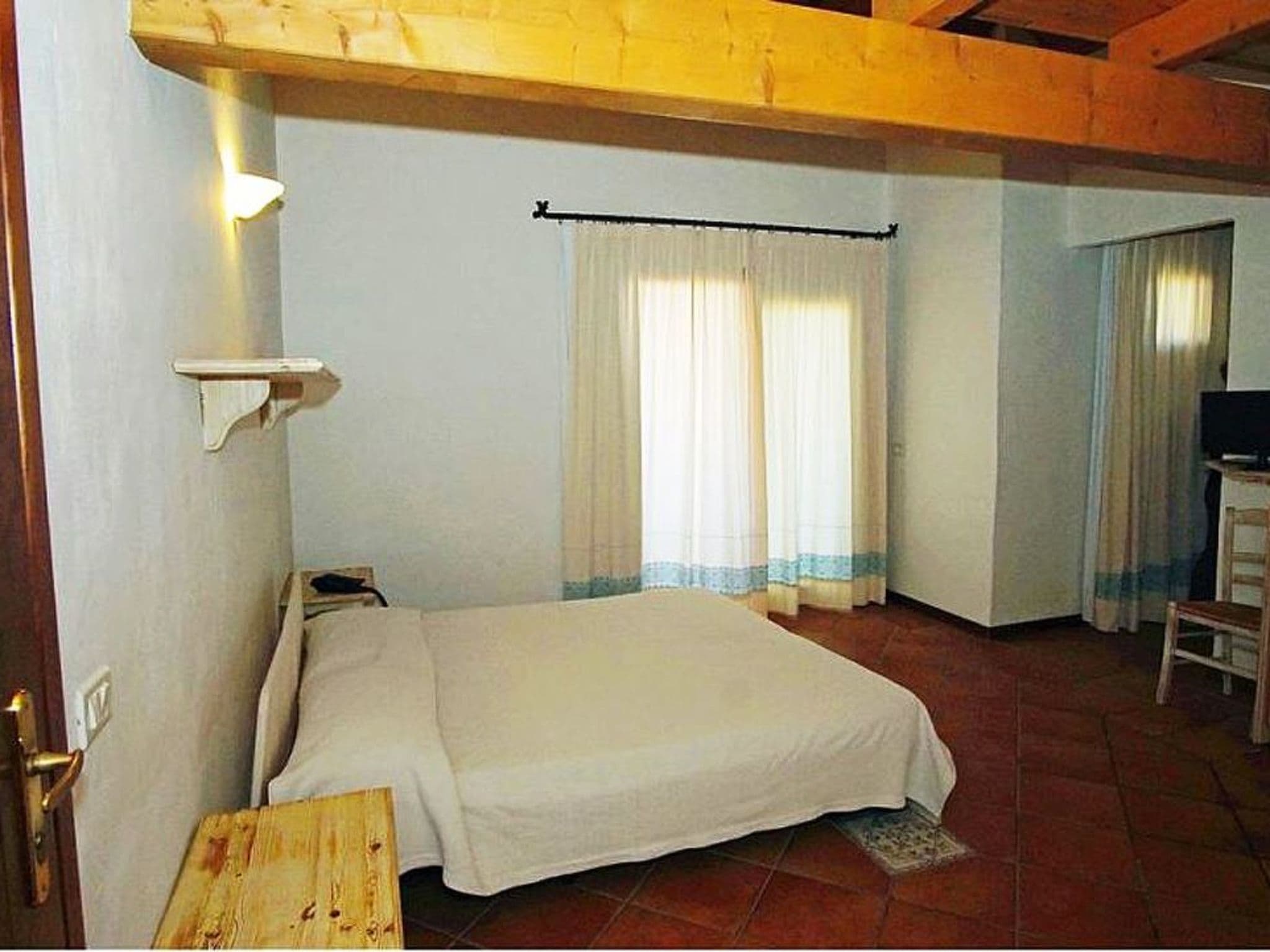 Gallery Image 17