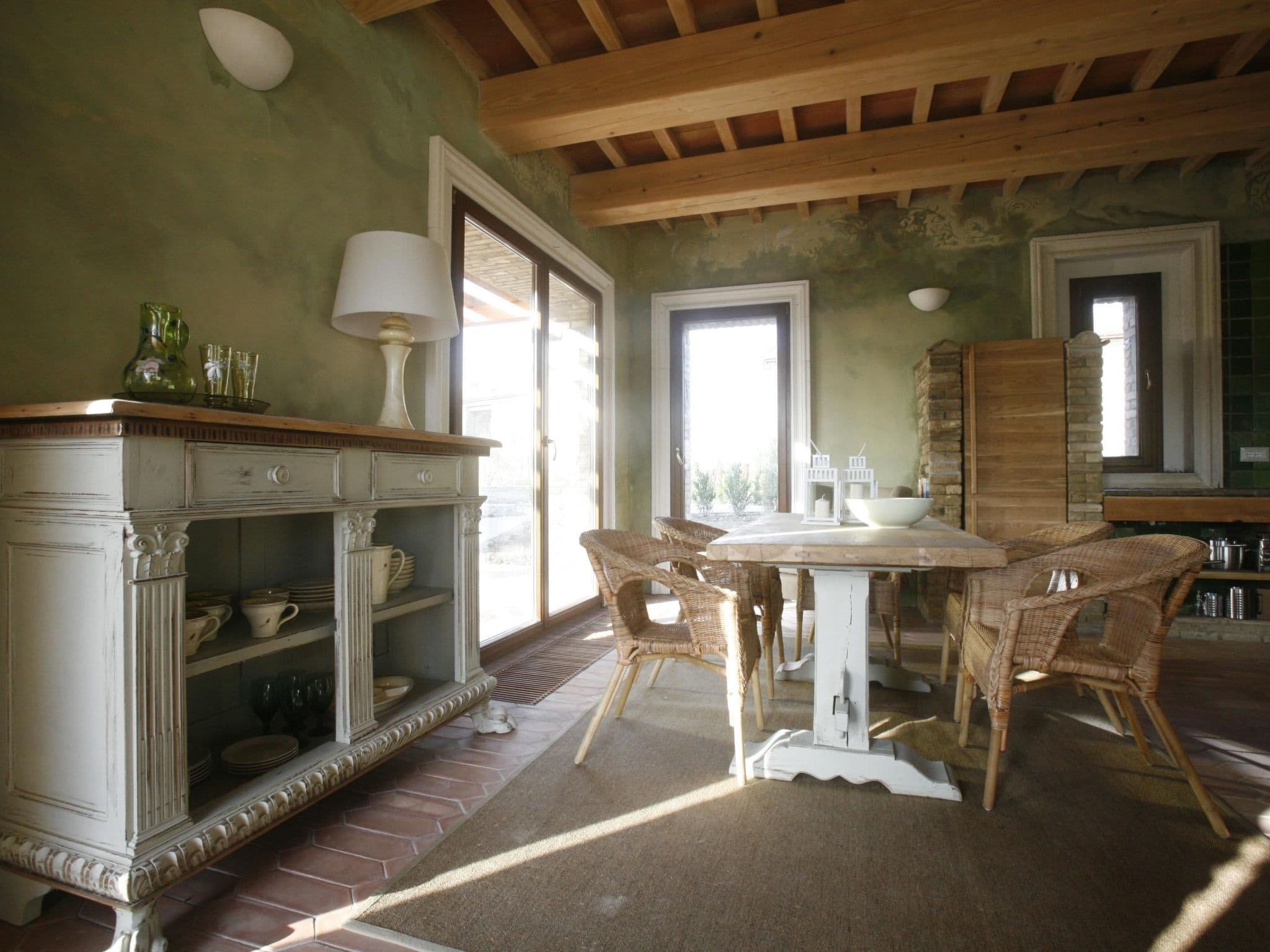 Kitchen / Dining Room