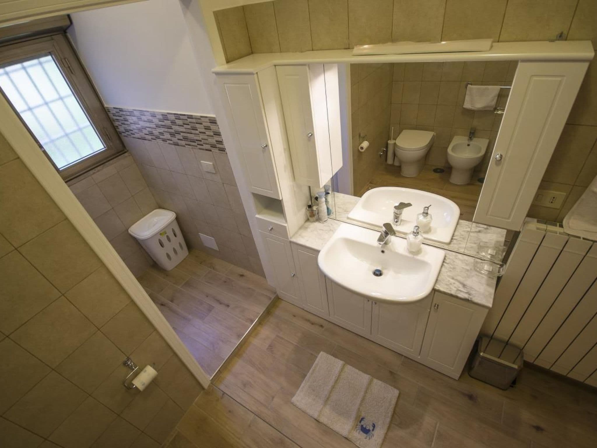 Gallery Image 9