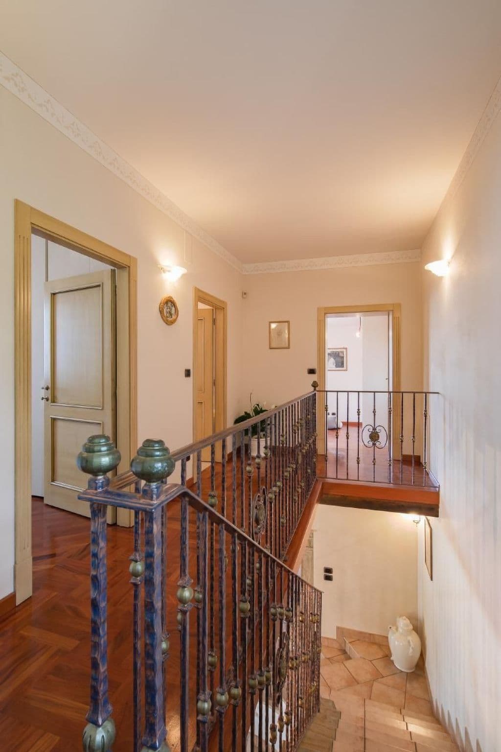 Gallery Image 17