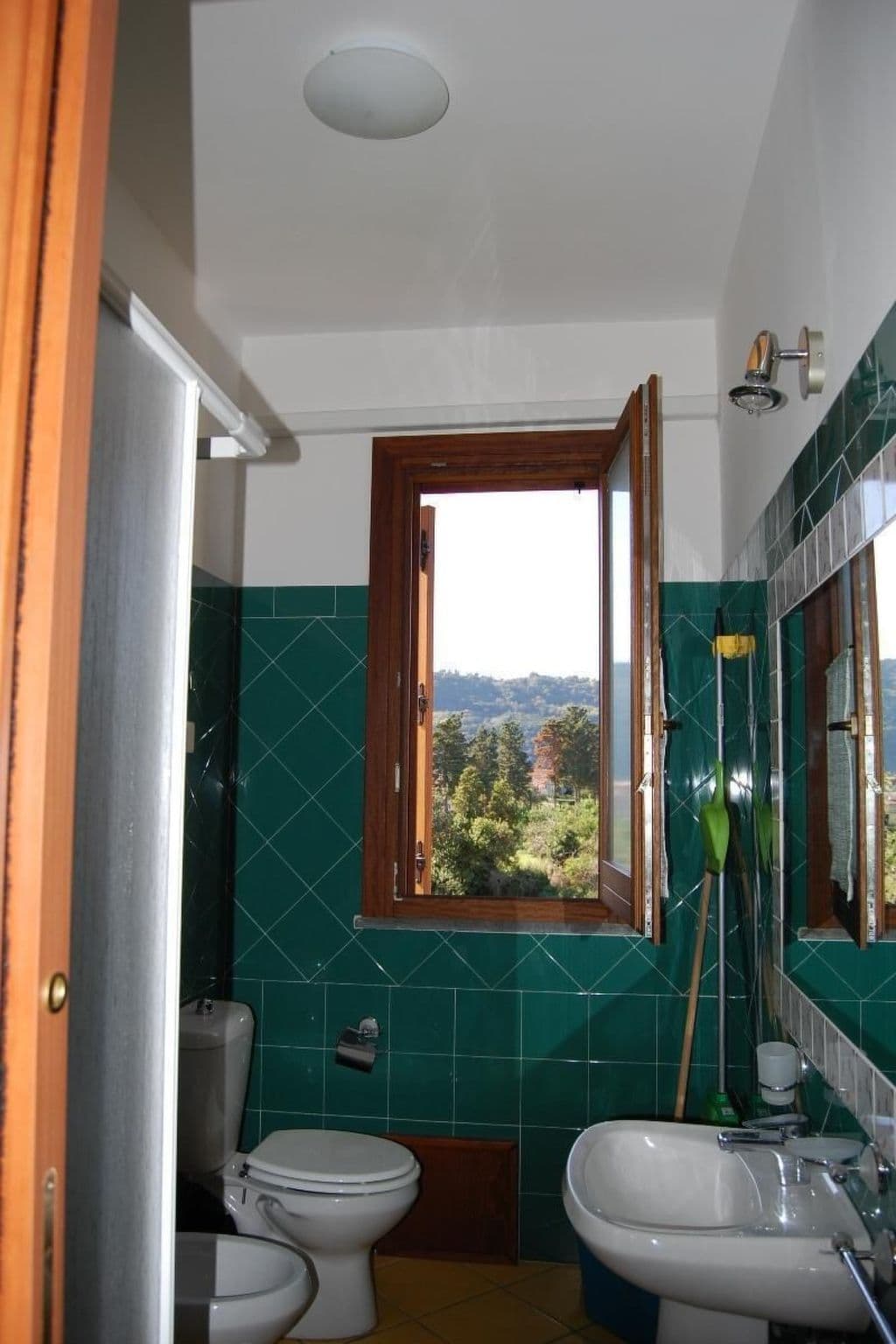 Gallery Image 12