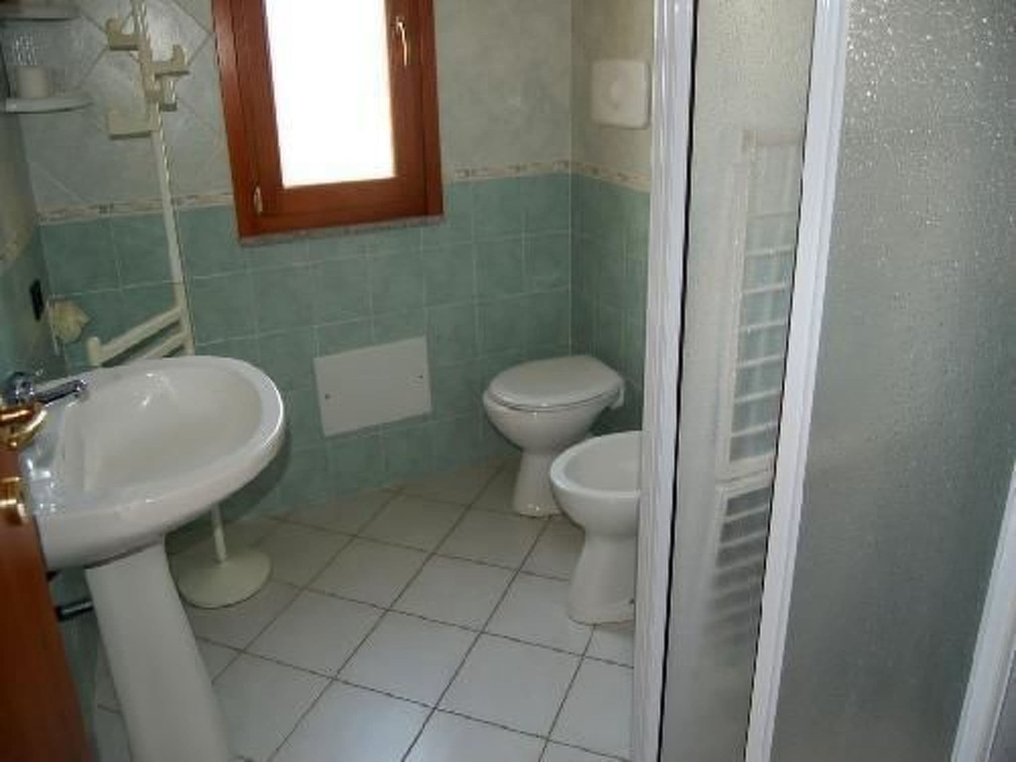 Gallery Image 16