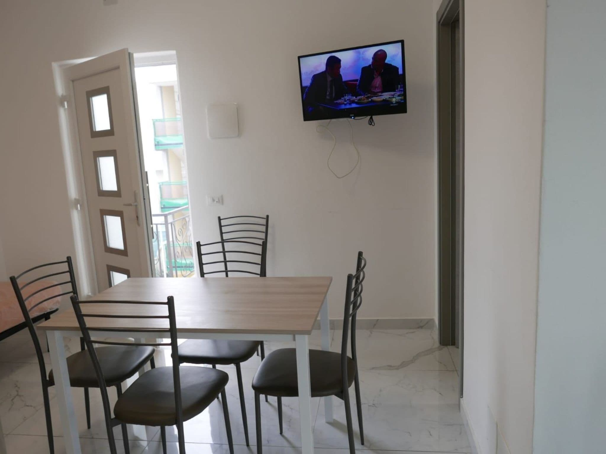 Gallery Image 9