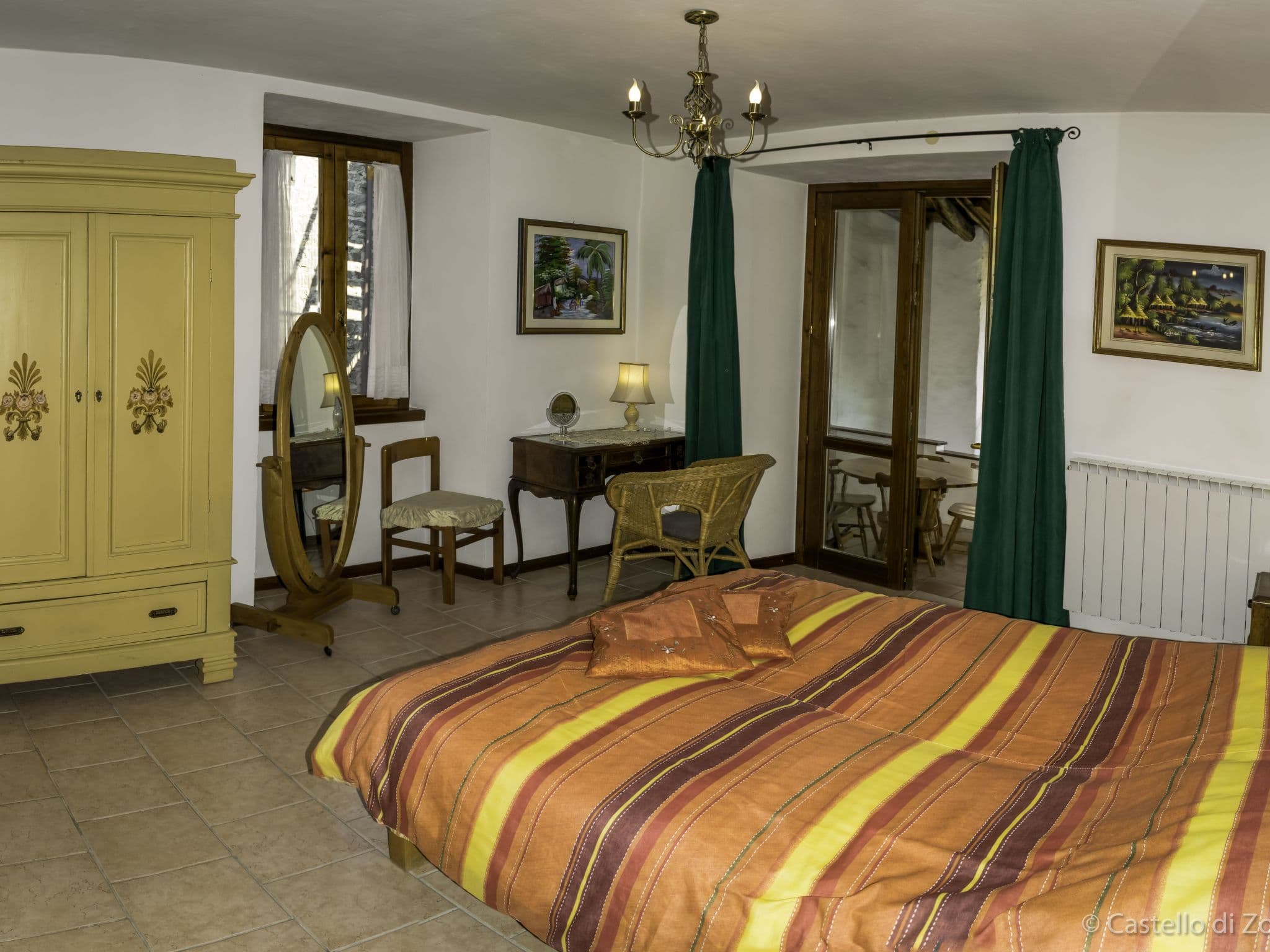 Bedroom