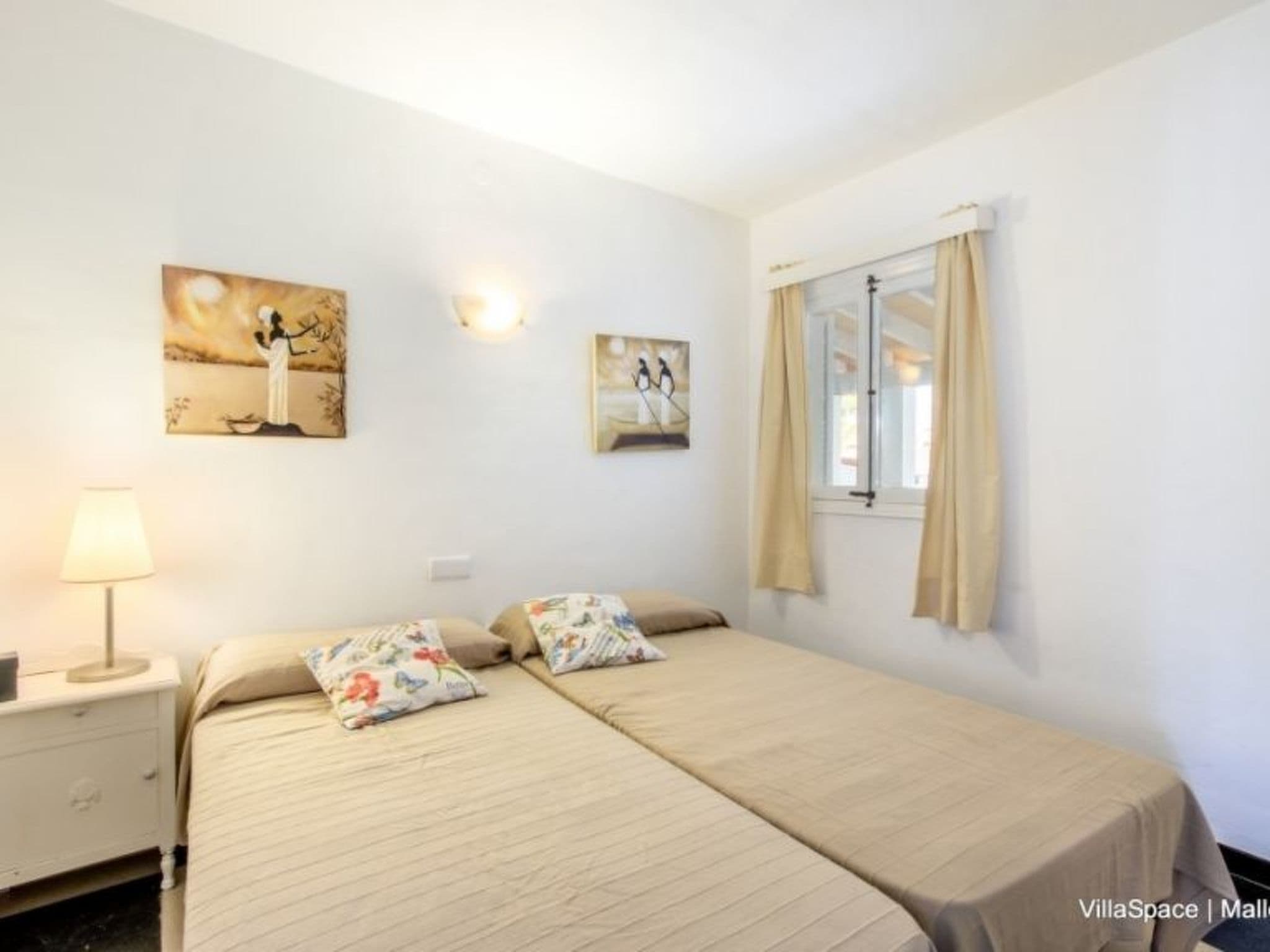 Gallery Image 15