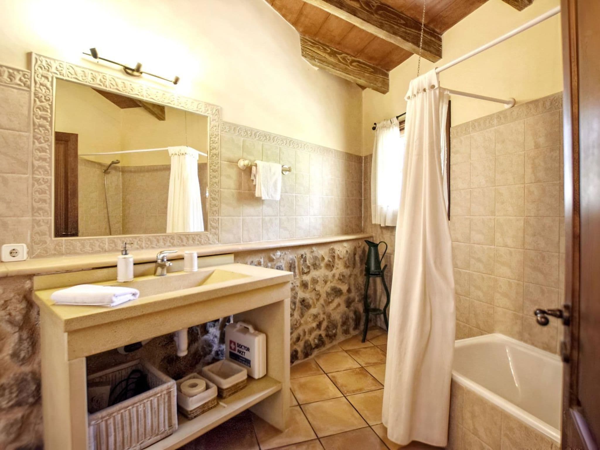 Bathroom / Wellness