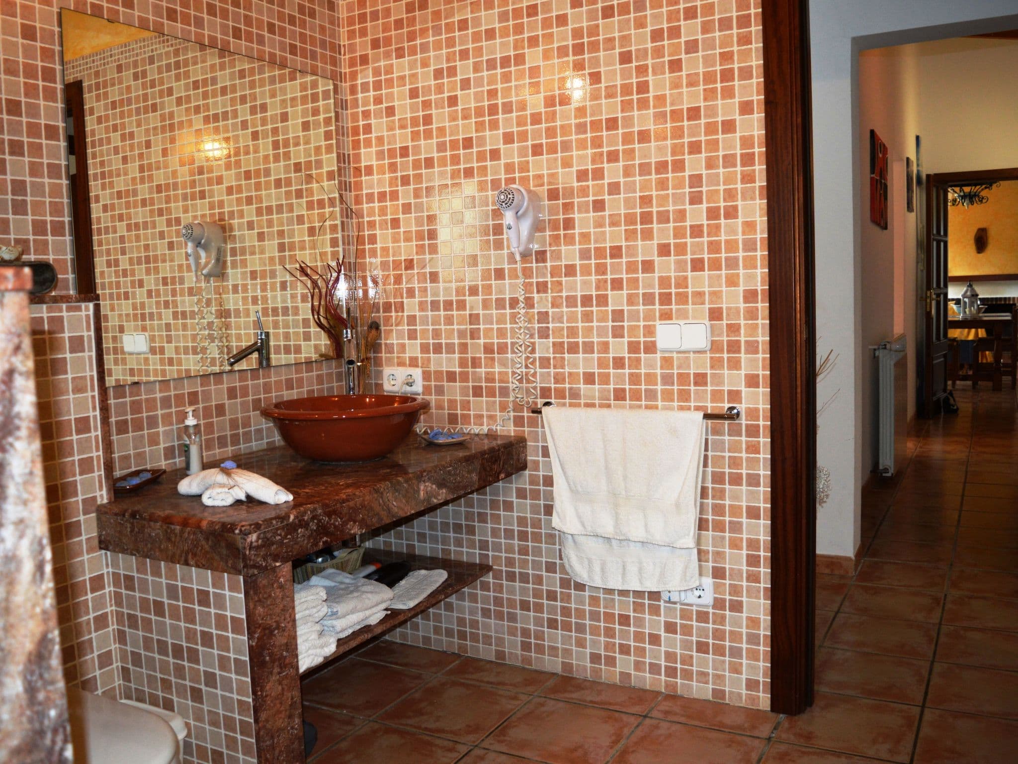 Bathroom / Wellness