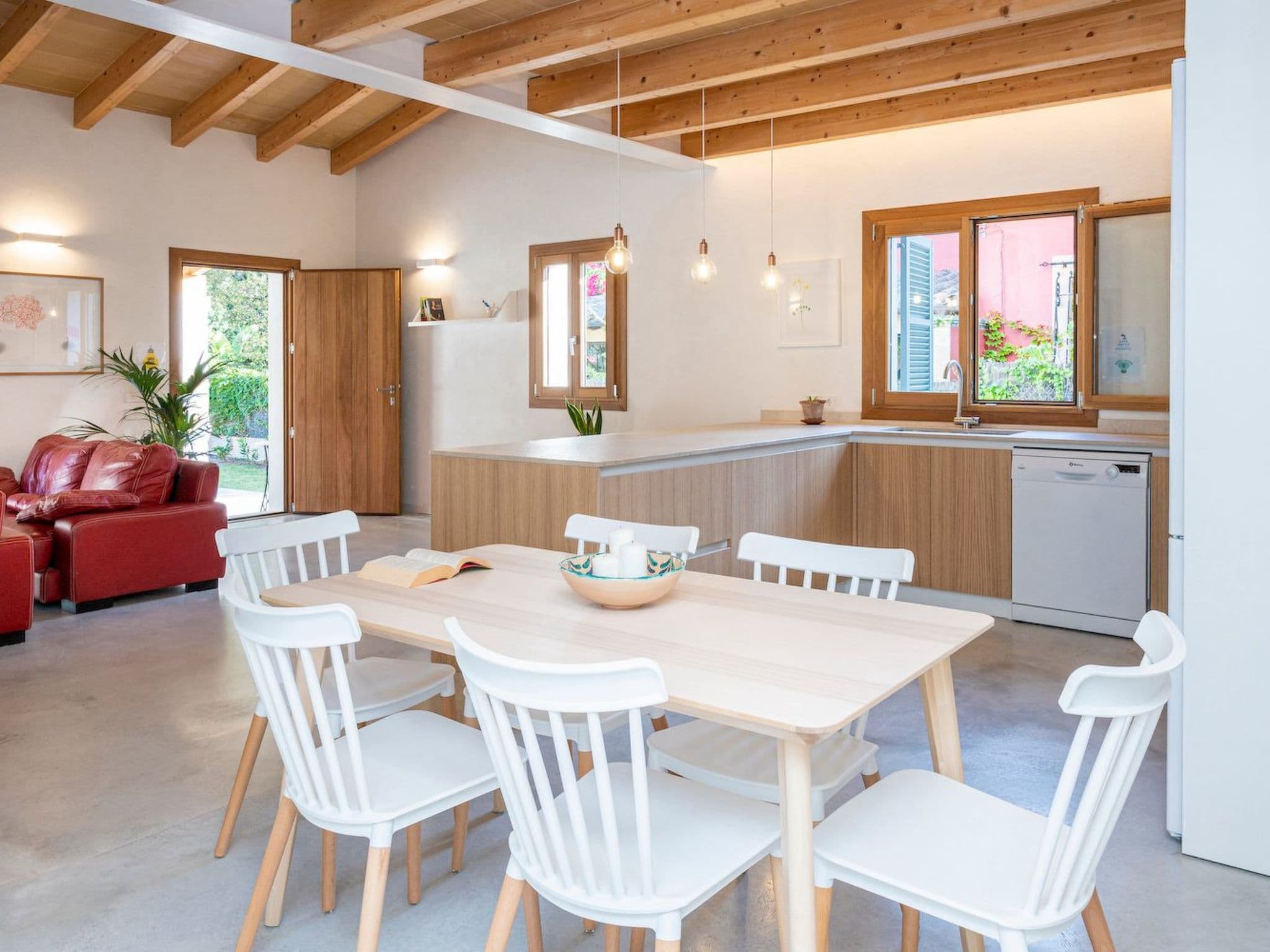 Kitchen / Dining Room
