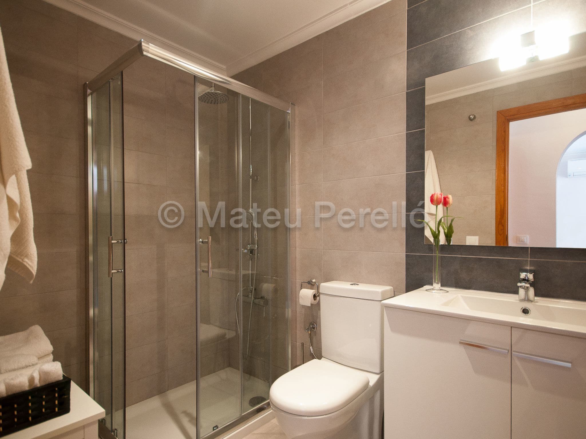 Gallery Image 16