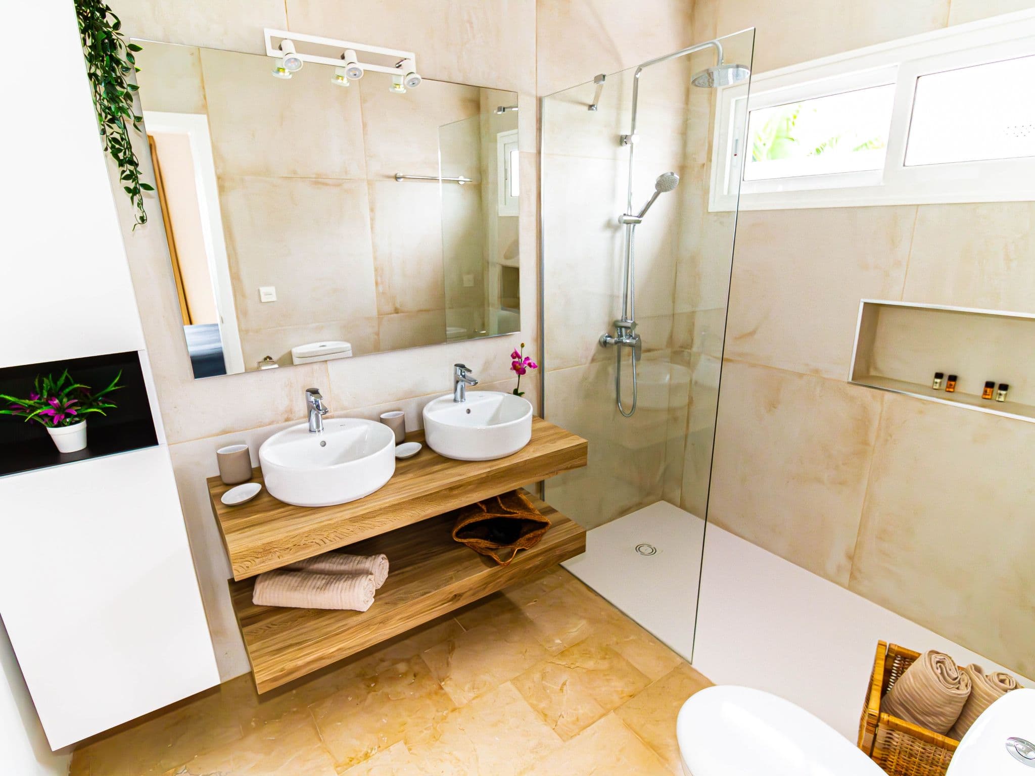 Bathroom / Wellness