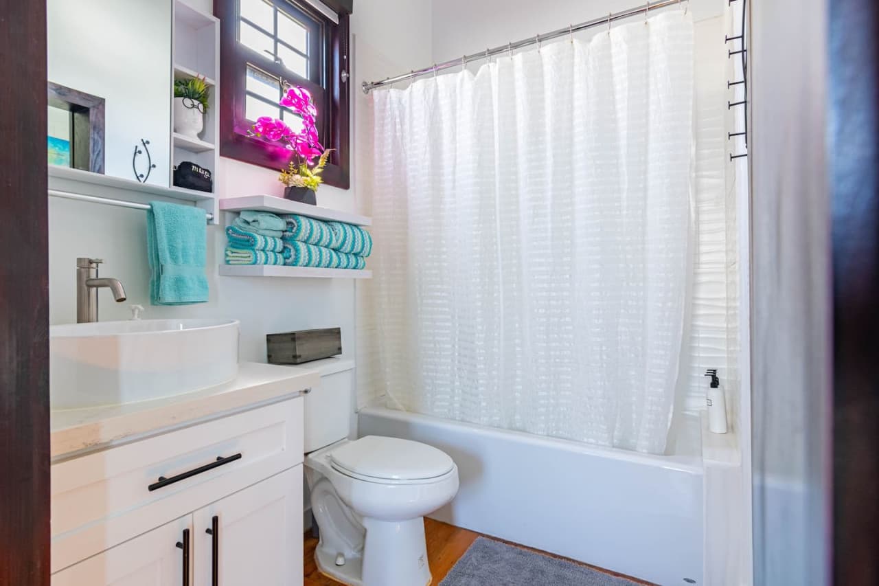 Jack and Jill Bathroom -
Second Floor