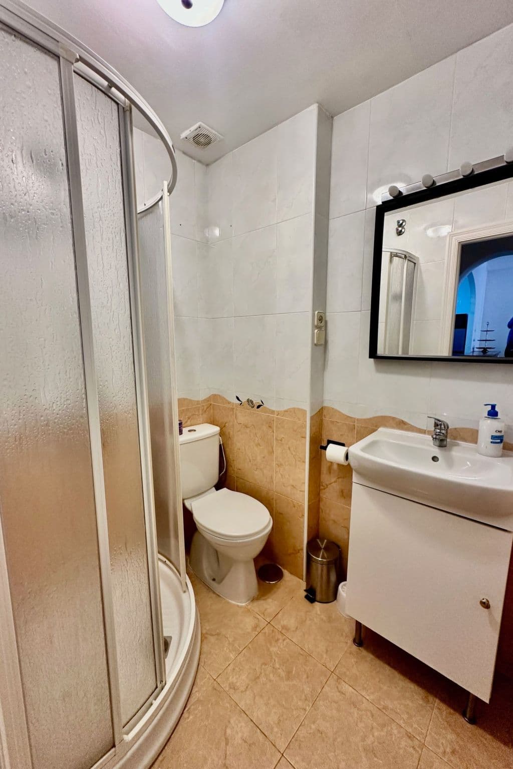 Gallery Image 18