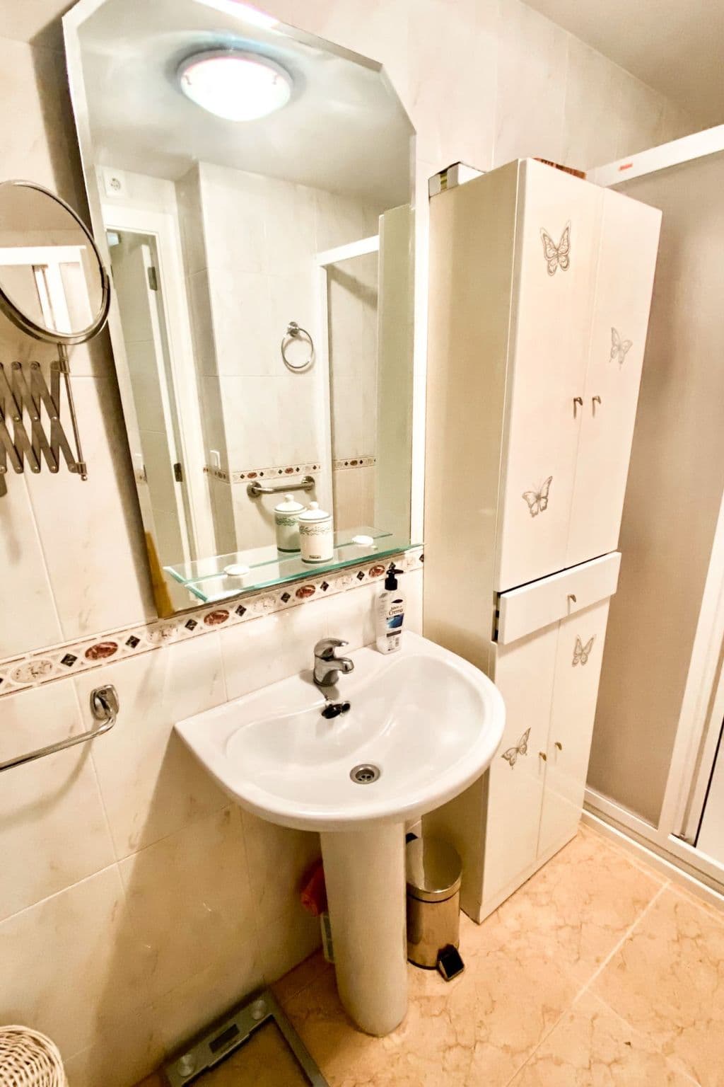 Gallery Image 12