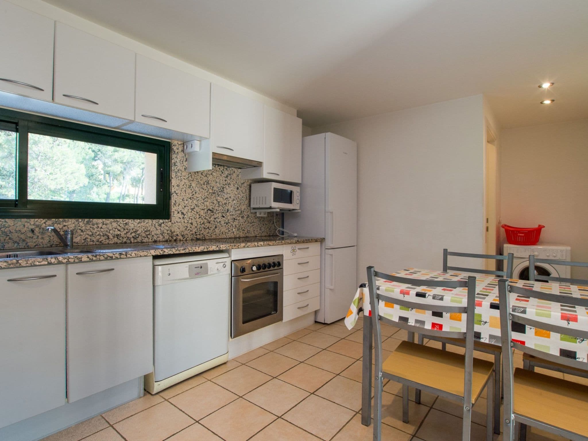 Gallery Image 12