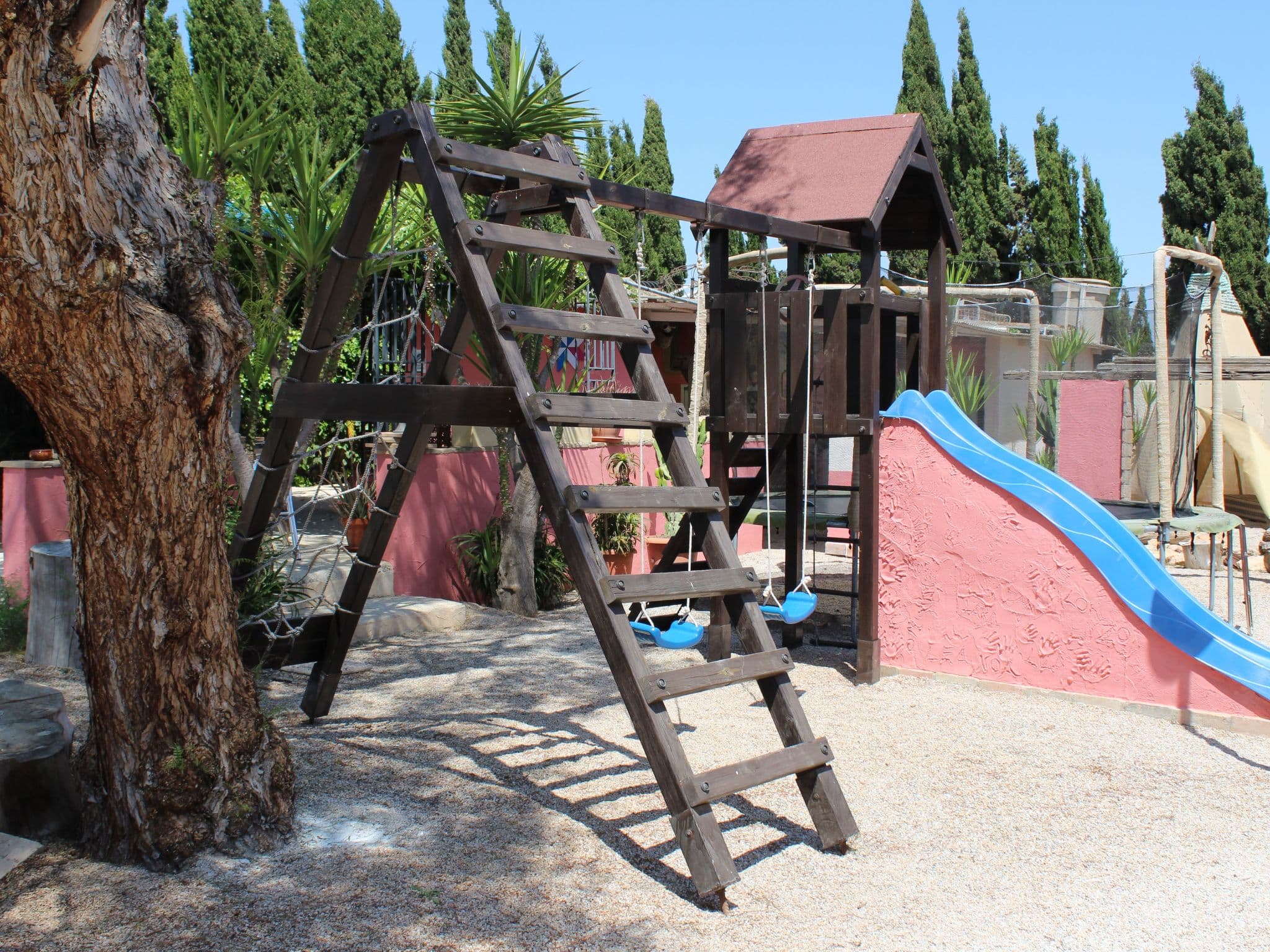 Gallery Image 12