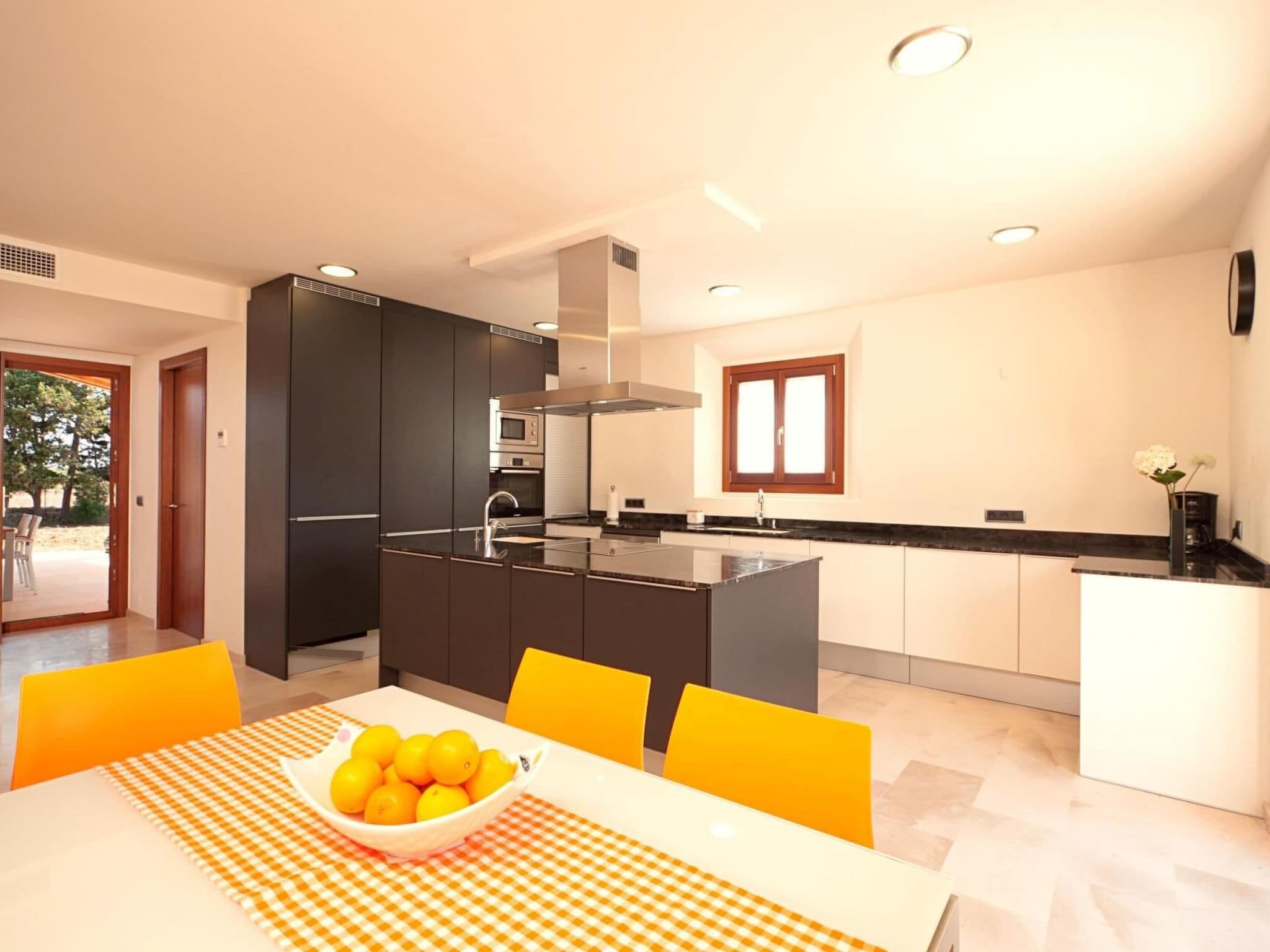 Gallery Image 12
