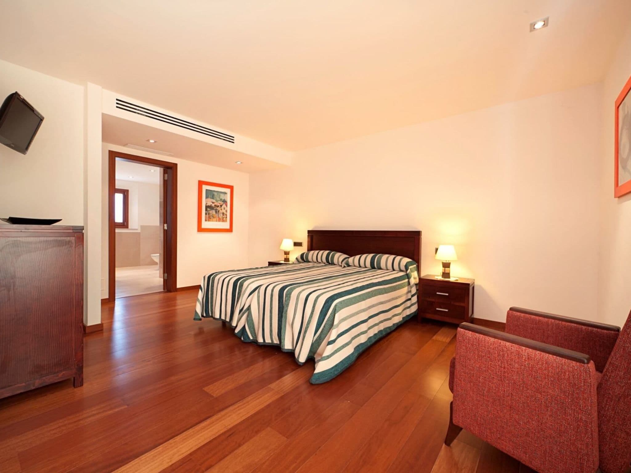 Gallery Image 8