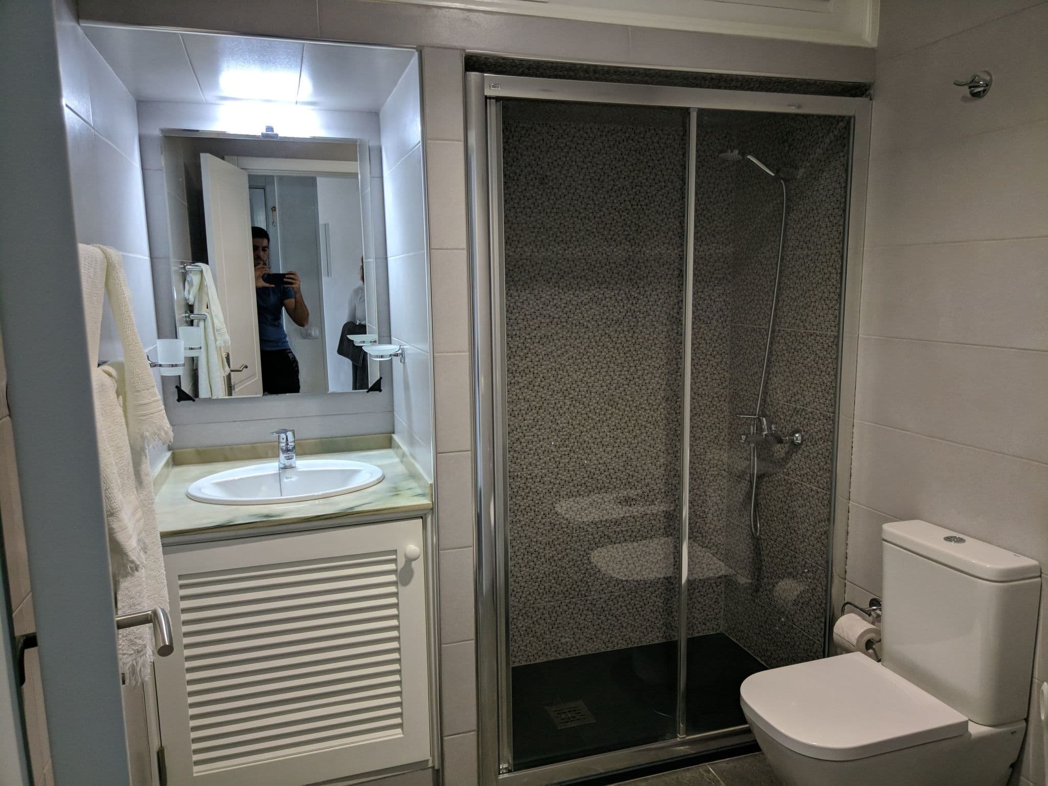 Bathroom / Wellness