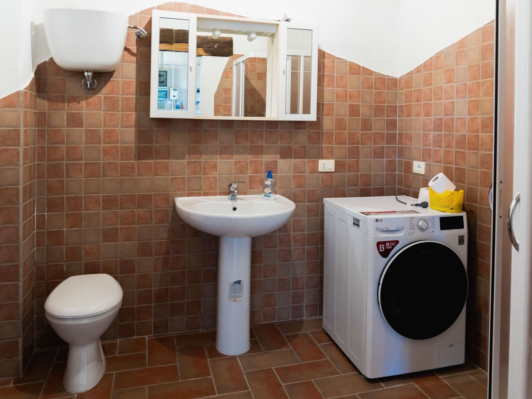 Bathroom / Wellness