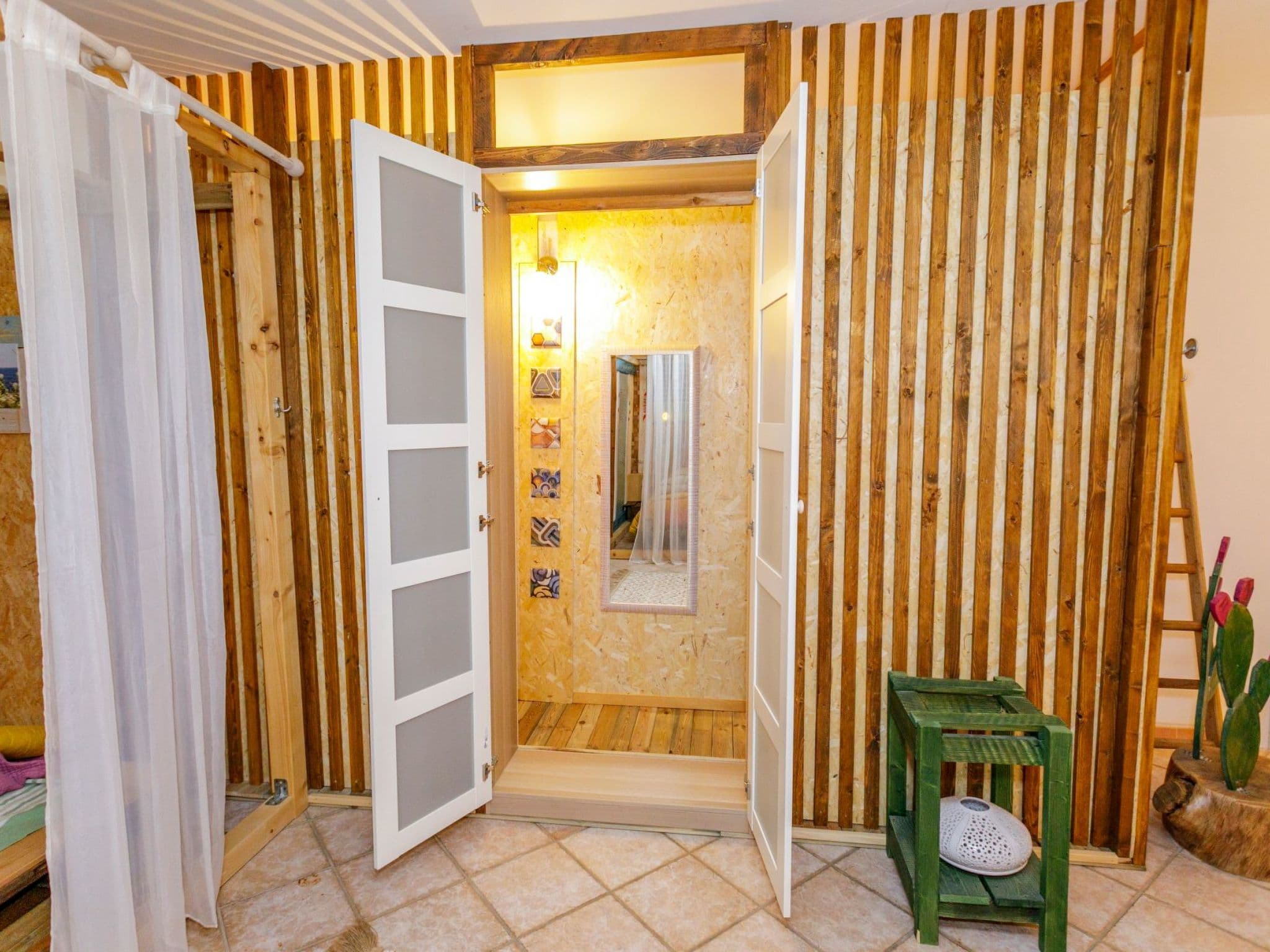 Gallery Image 28