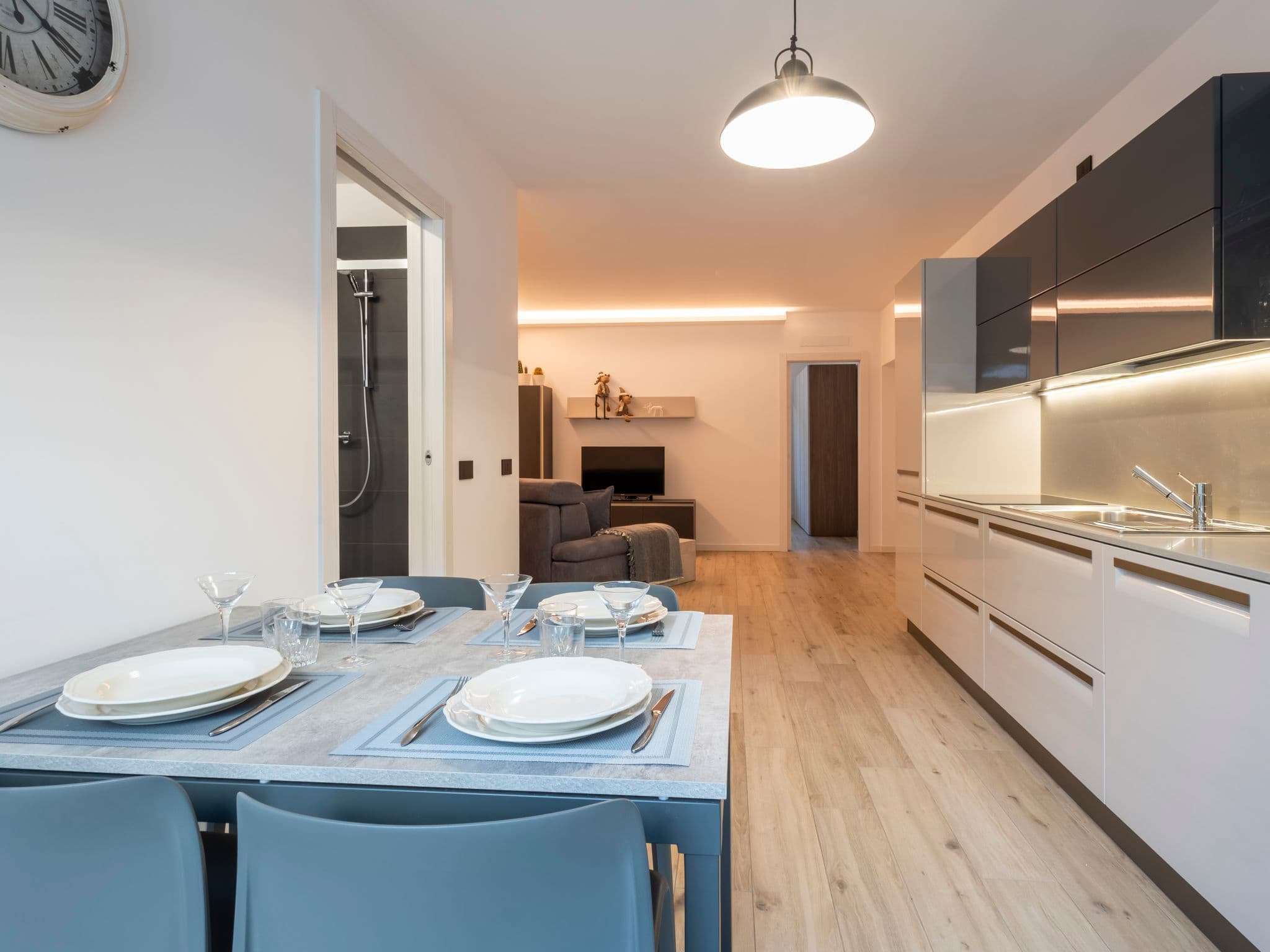 Kitchen / Dining Room