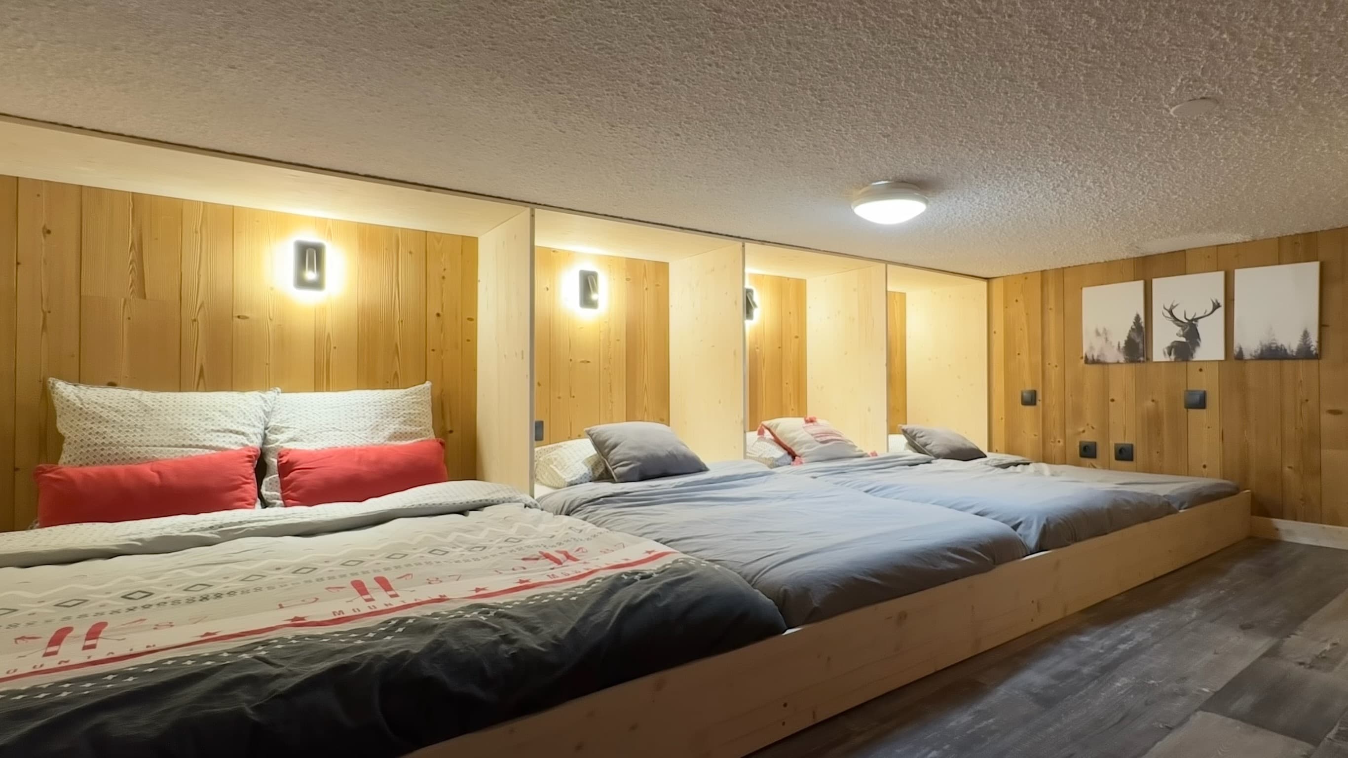 Chambre 2 type refuge 1 lit 140cm et 3 lits 90cm