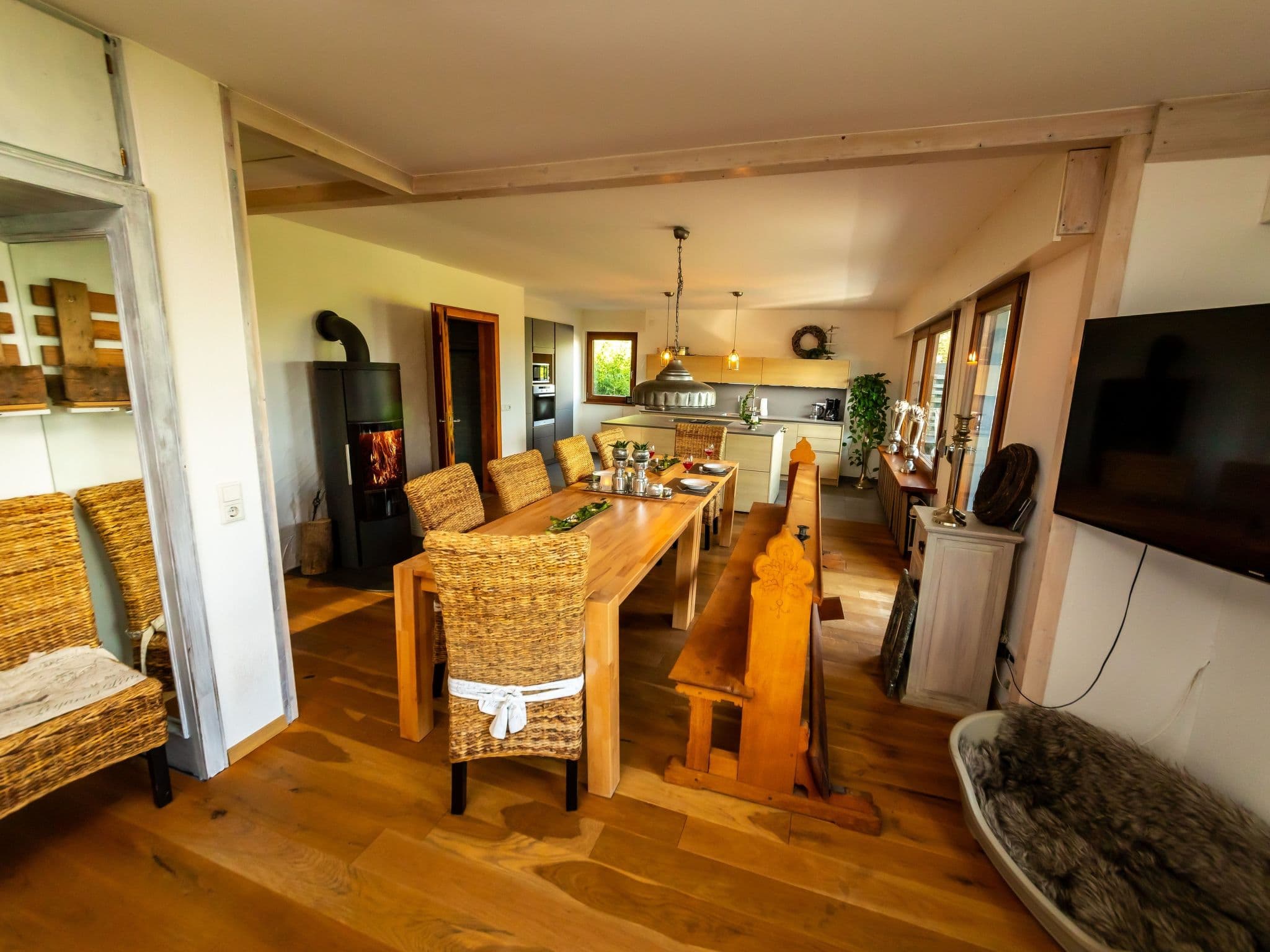 Kitchen / Dining Room