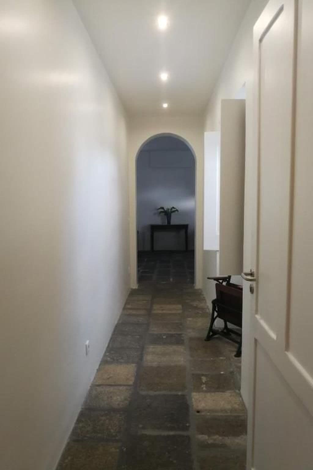 Gallery Image 19