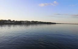 Stylish studio own entrance in Victorian House