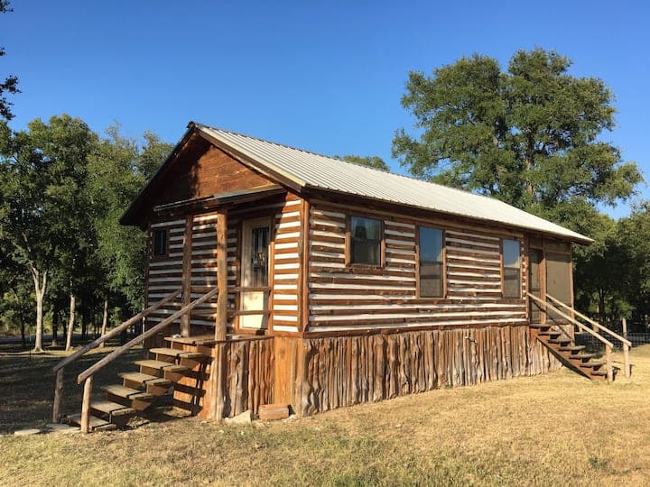 Nice log cabins to relax in!