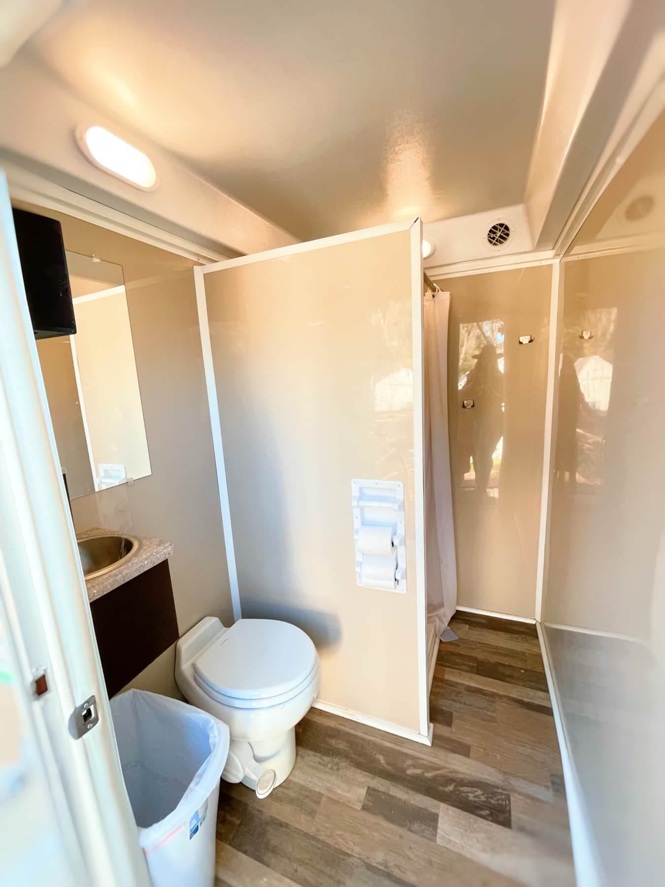 Airconditioned Bathroom Trailers With Showers Too!
