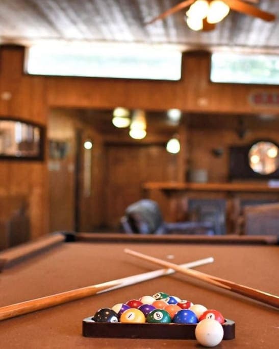 pool table...