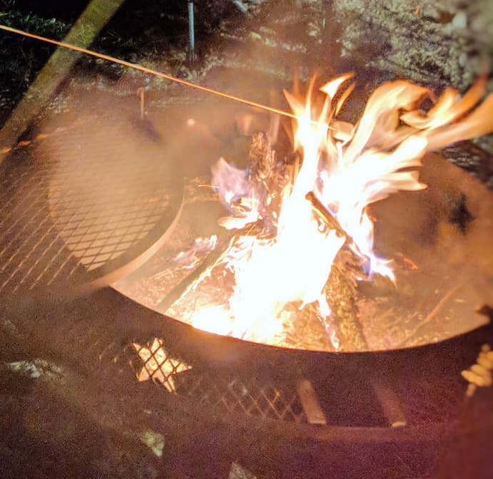 Comes with a firepit to enjoy as well as a BBQ pit
